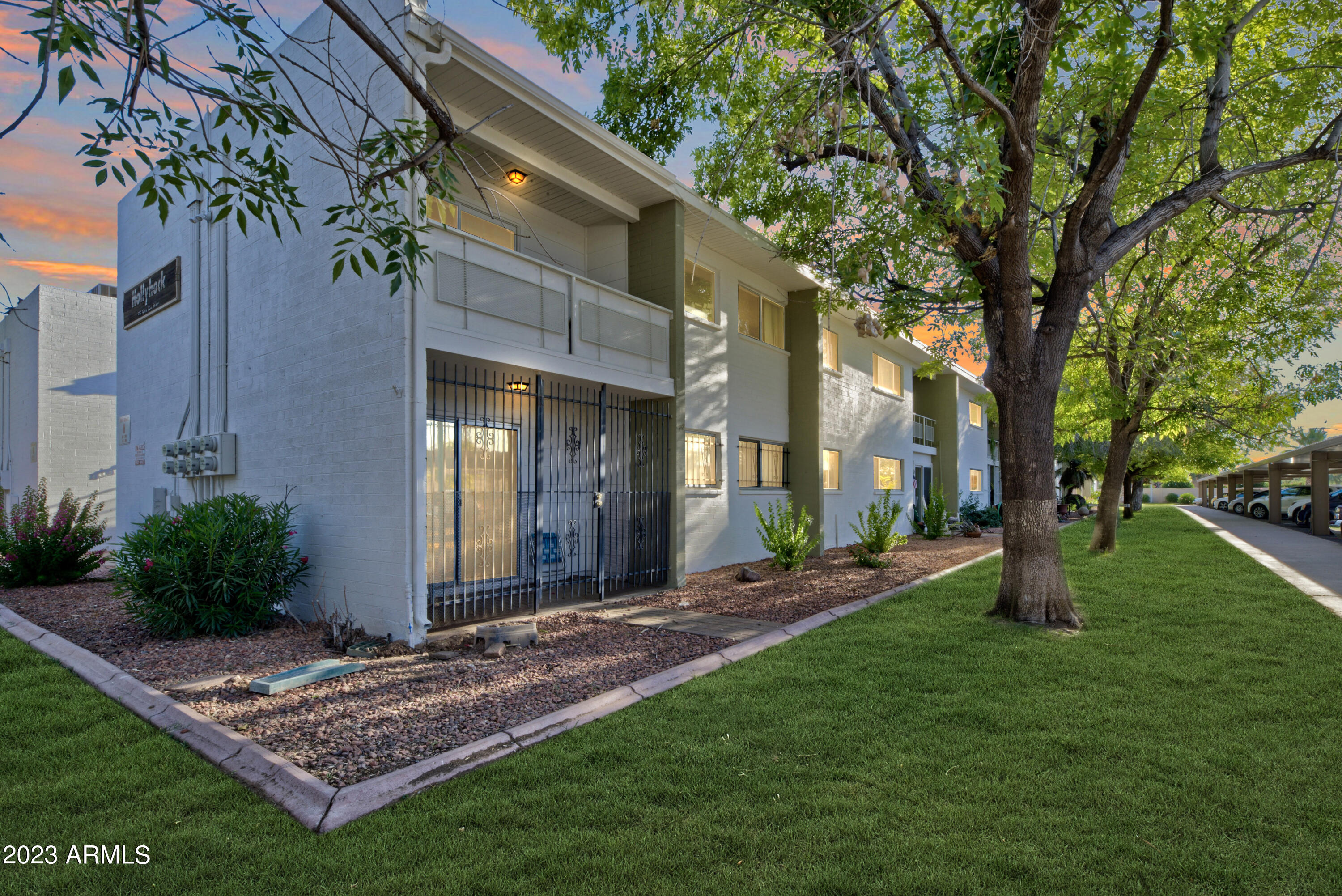 920 N 82nd Street Unit: H107