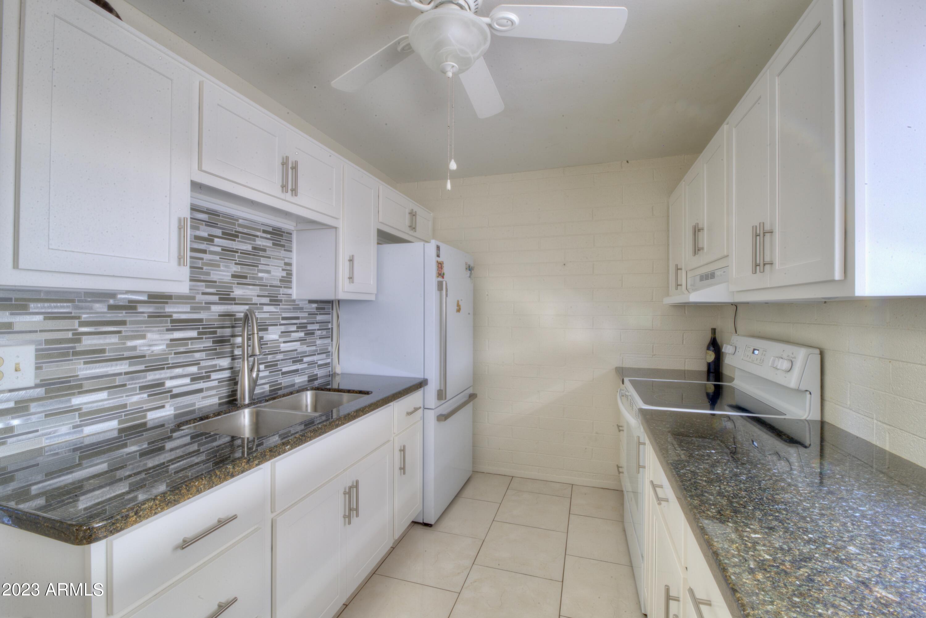 920 N 82nd Street Unit: H107