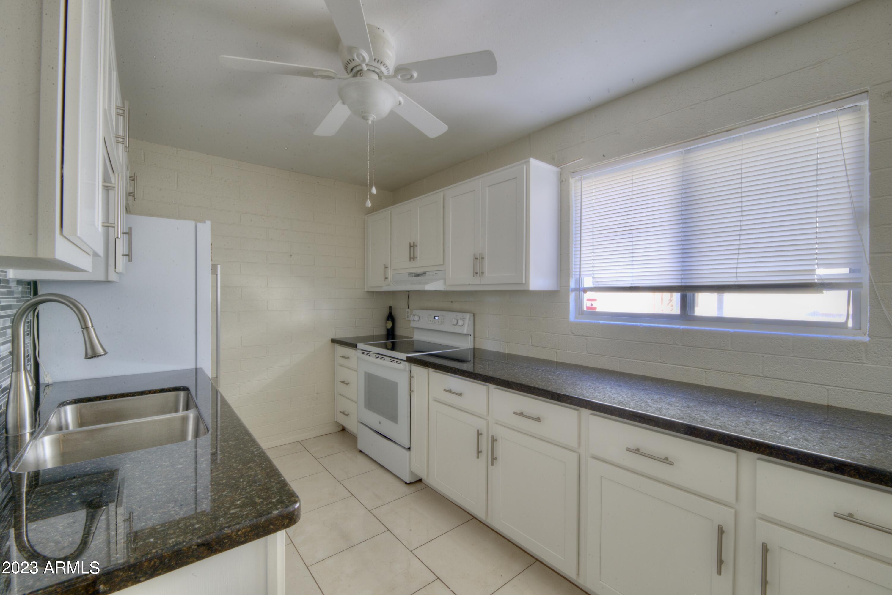 920 N 82nd Street Unit: H107