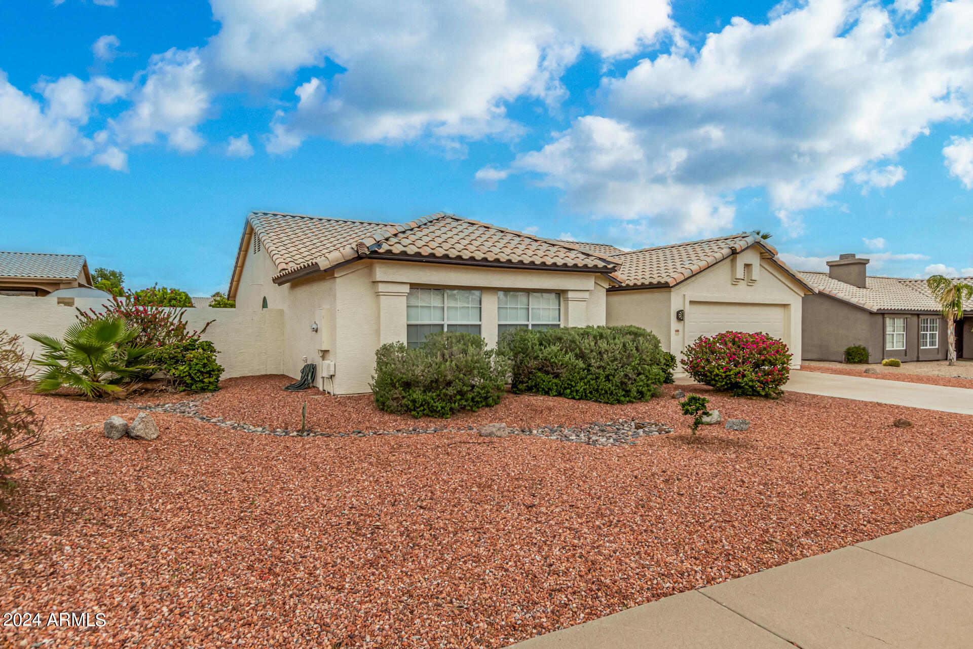 6335 E QUARTZ Street