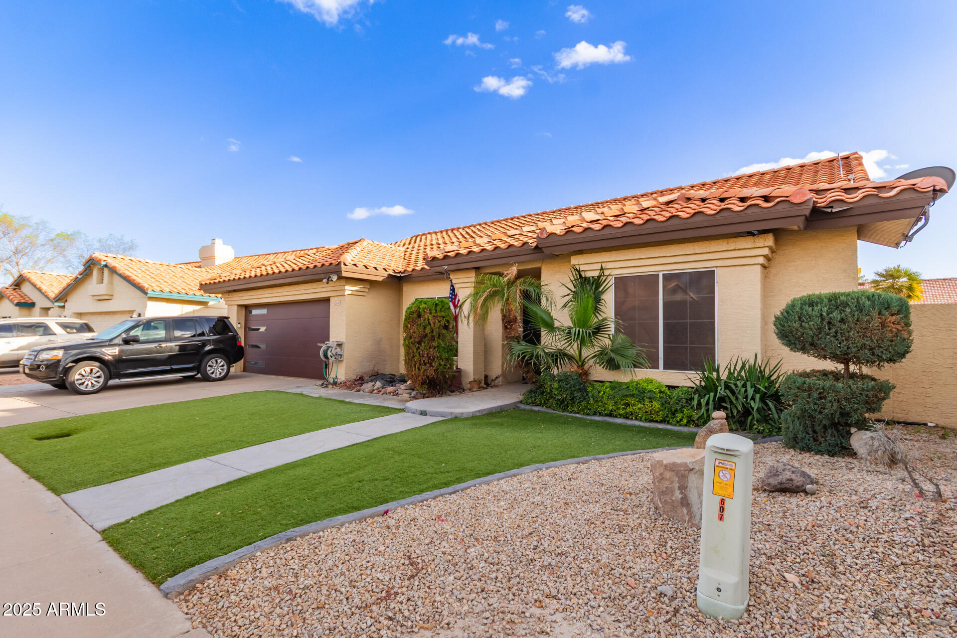 607 W PALO VERDE Street