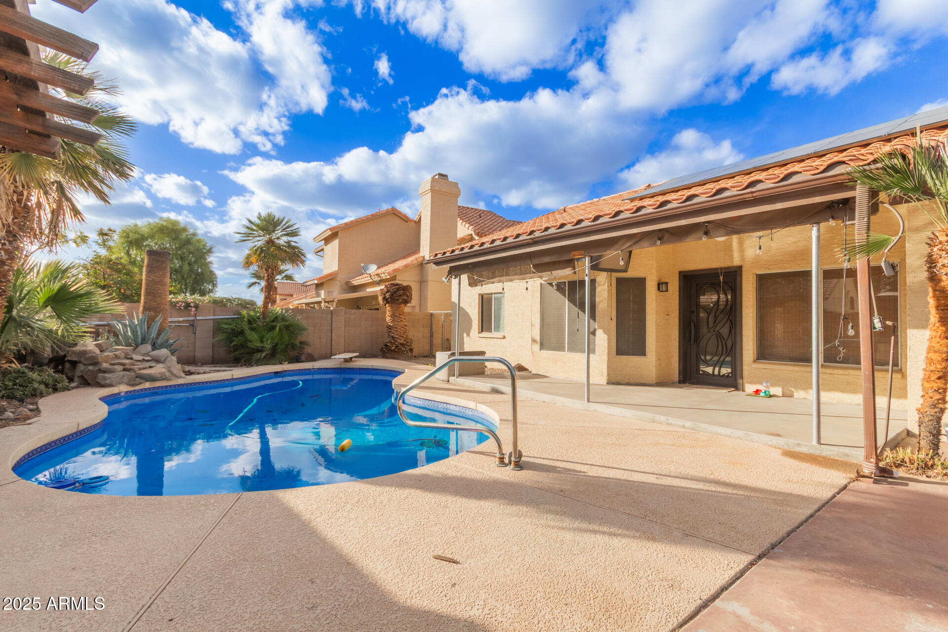 607 W PALO VERDE Street