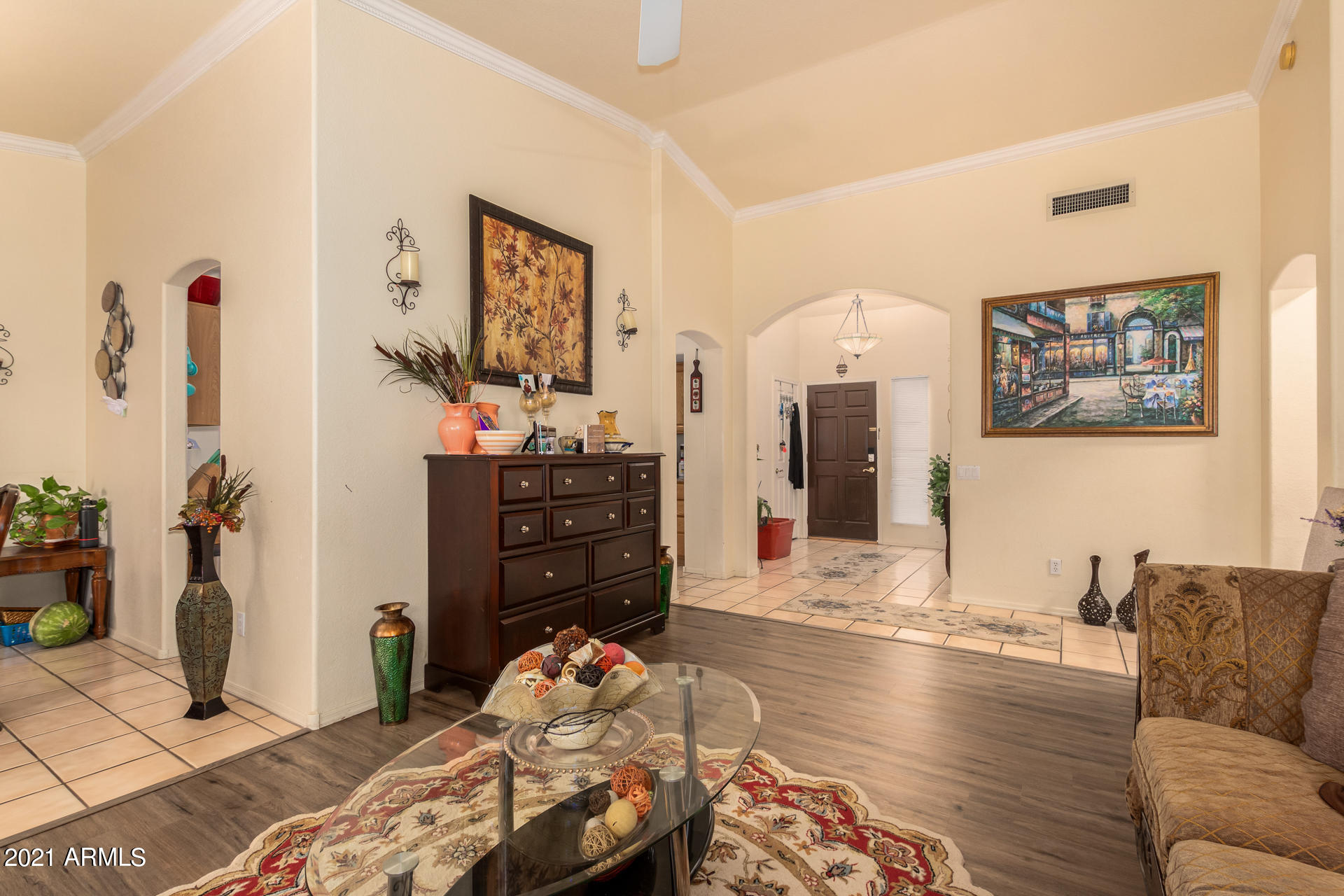 542 S CHOLLA Street