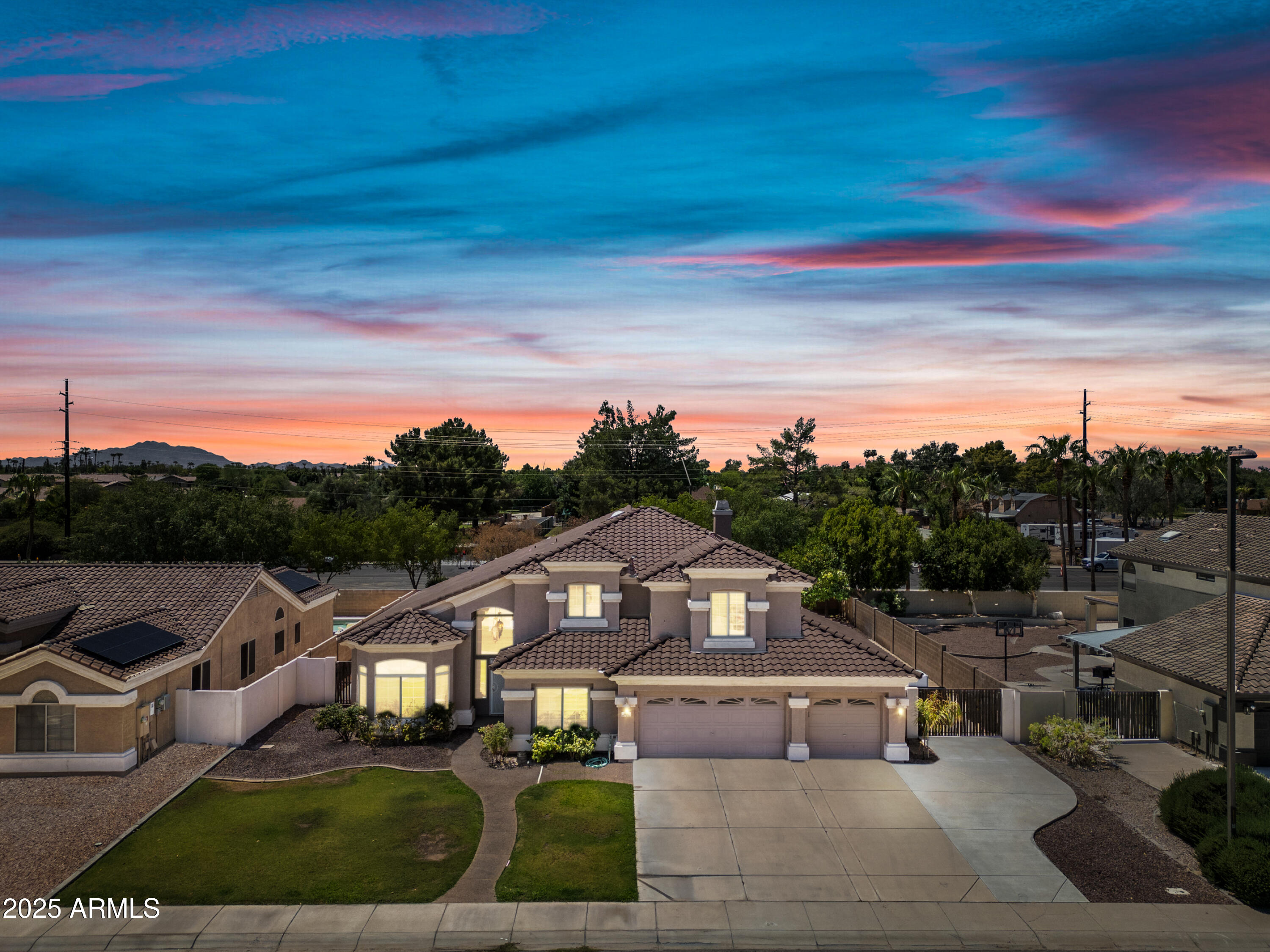 413 W LIBERTY Lane, Gilbert