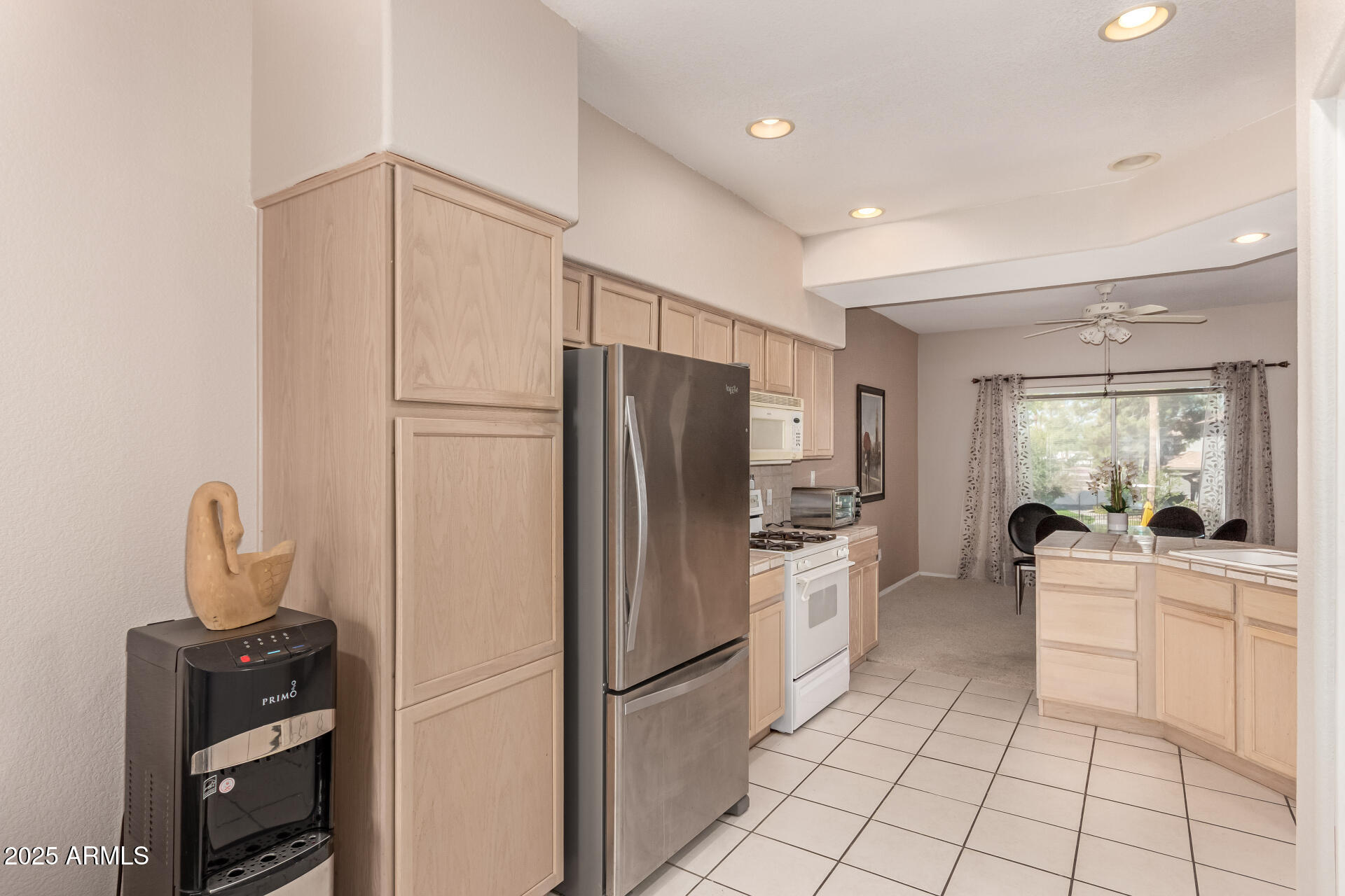 7401 W ARROWHEAD CLUBHOUSE Drive, 2041, Glendale Unit: 2041