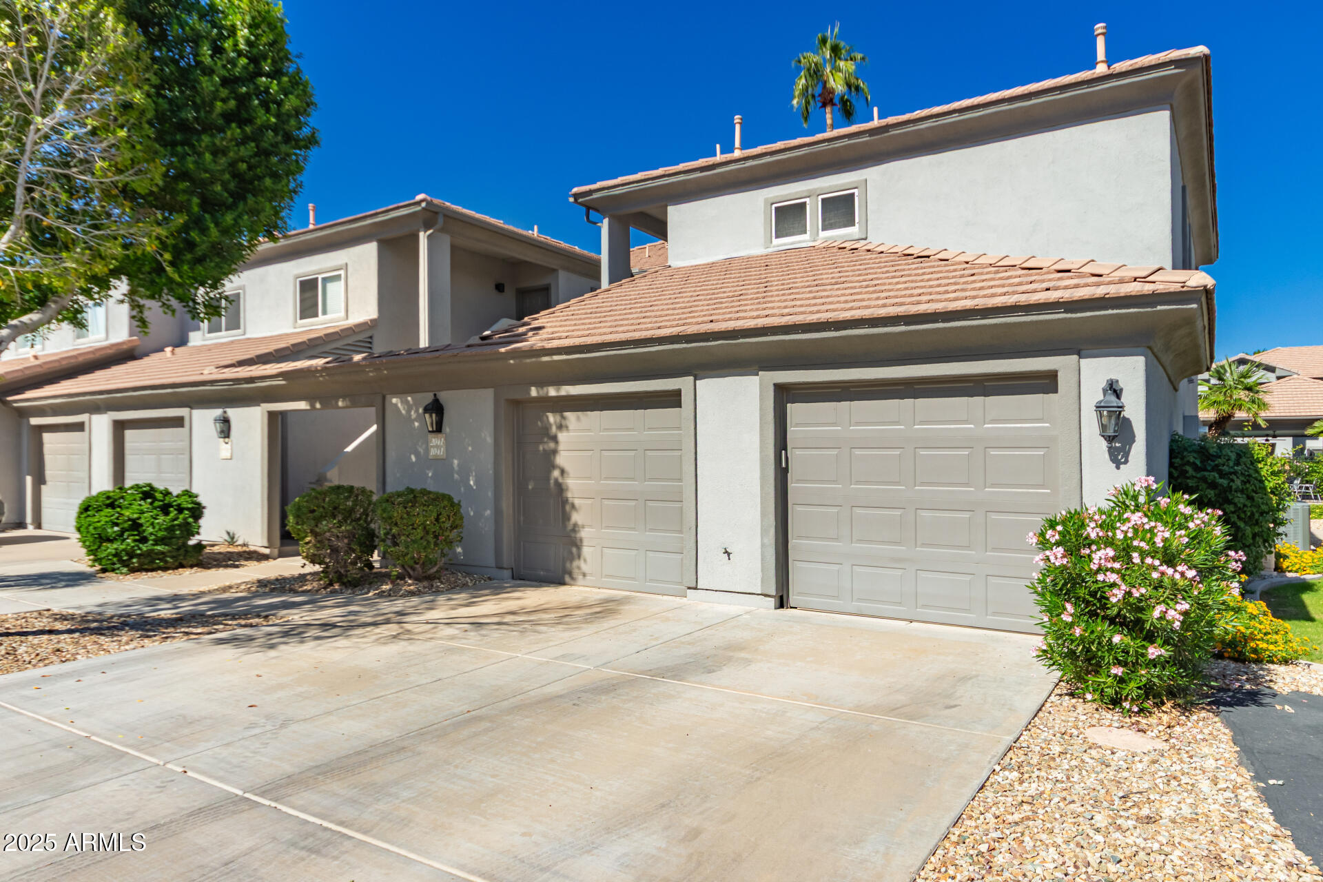 7401 W ARROWHEAD CLUBHOUSE Drive, 2041, Glendale Unit: 2041