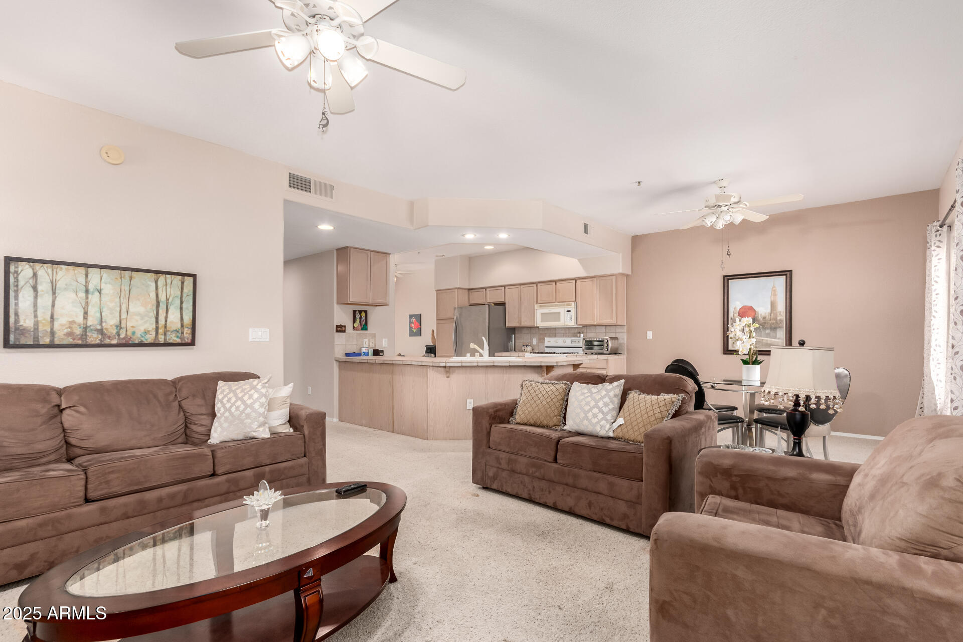 7401 W ARROWHEAD CLUBHOUSE Drive, 2041, Glendale Unit: 2041