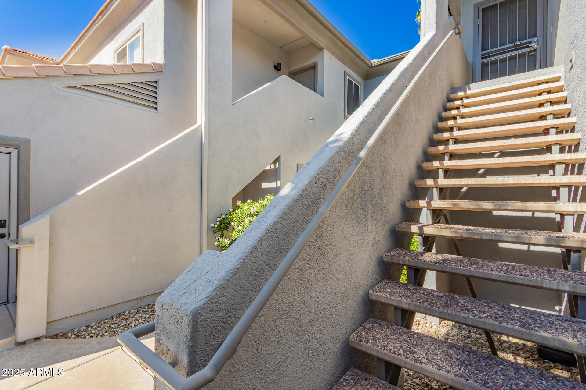 7401 W ARROWHEAD CLUBHOUSE Drive, 2041, Glendale Unit: 2041