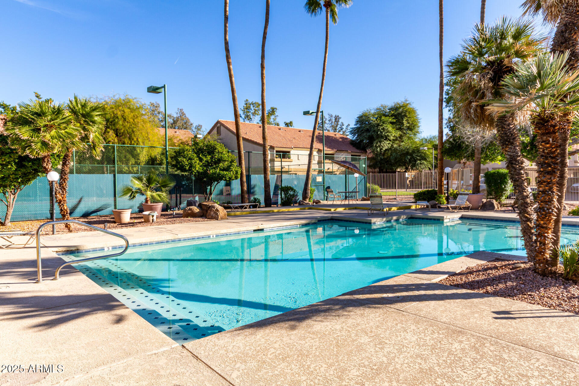 1287 N ALMA SCHOOL Road 182