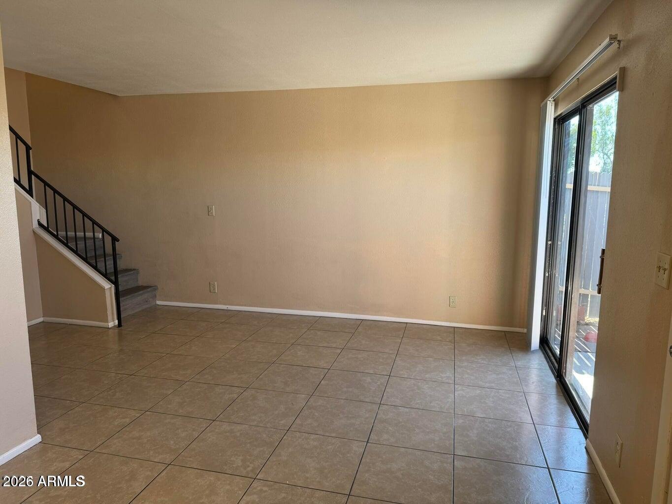 286 W PALOMINO Drive 118