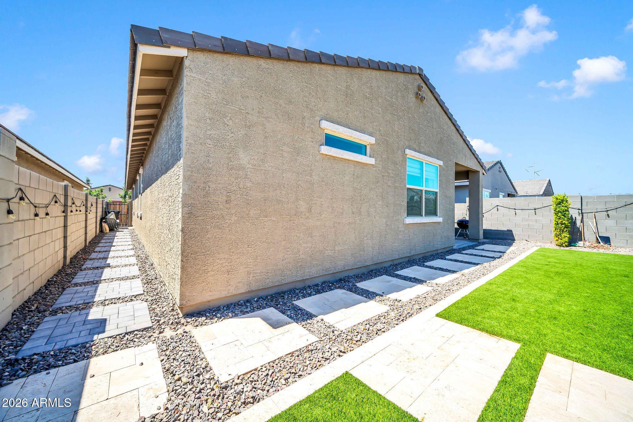 6838 W BETH Drive