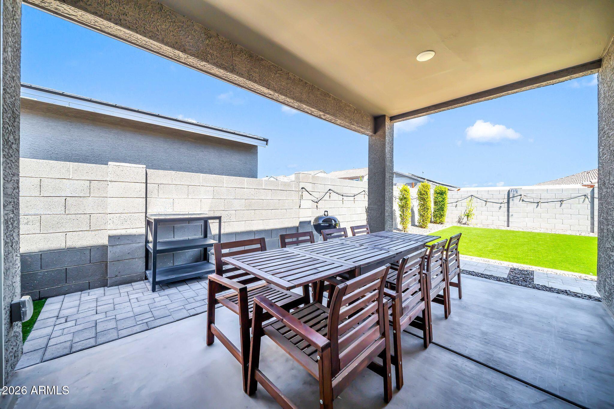 6838 W BETH Drive