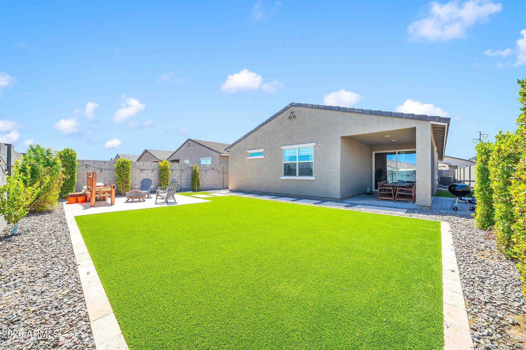 6838 W BETH Drive