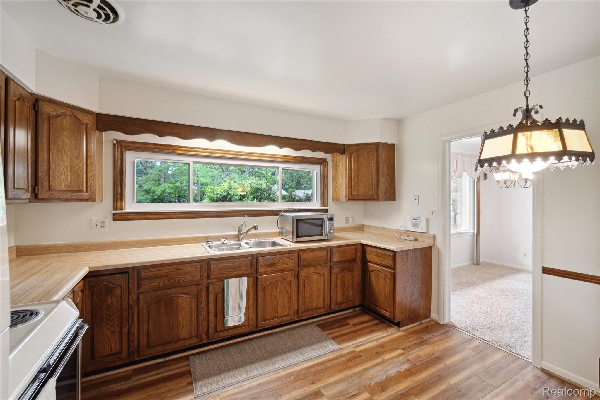 1314 Linville Drive