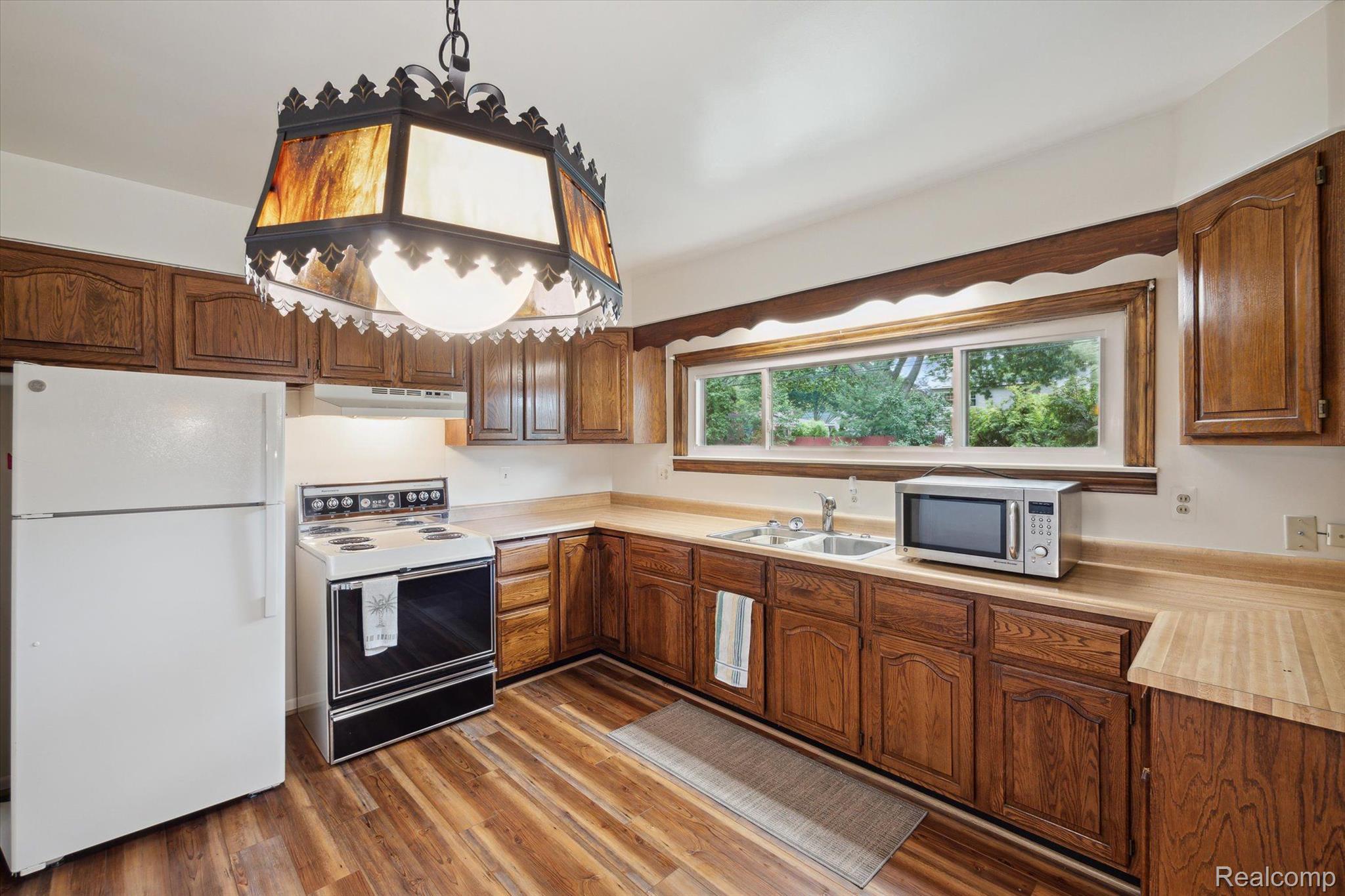 1314 Linville Drive