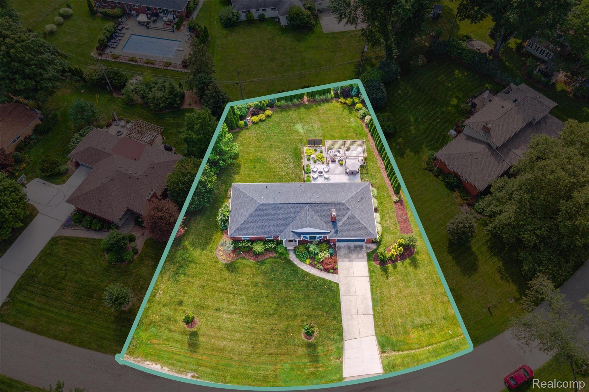 31610 Mayfair Lane