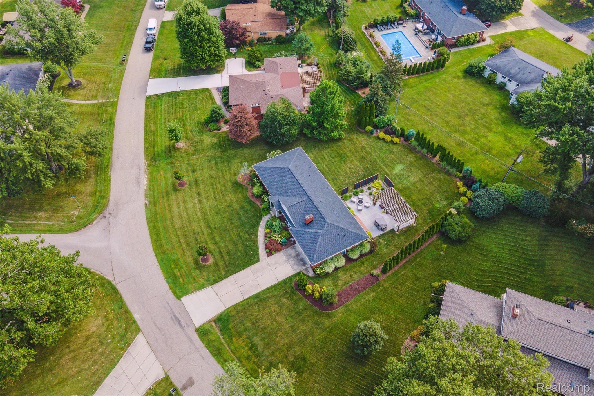 31610 Mayfair Lane