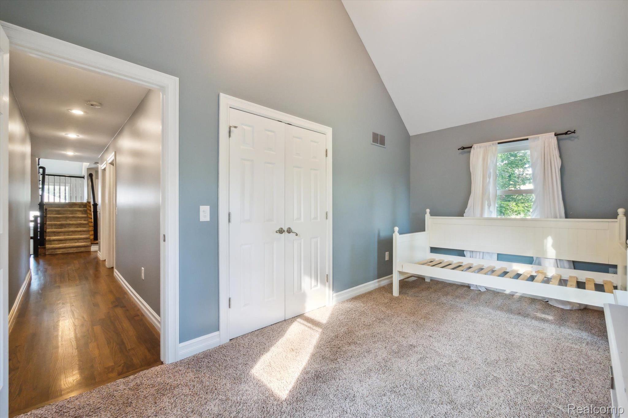 728 Detroit Avenue