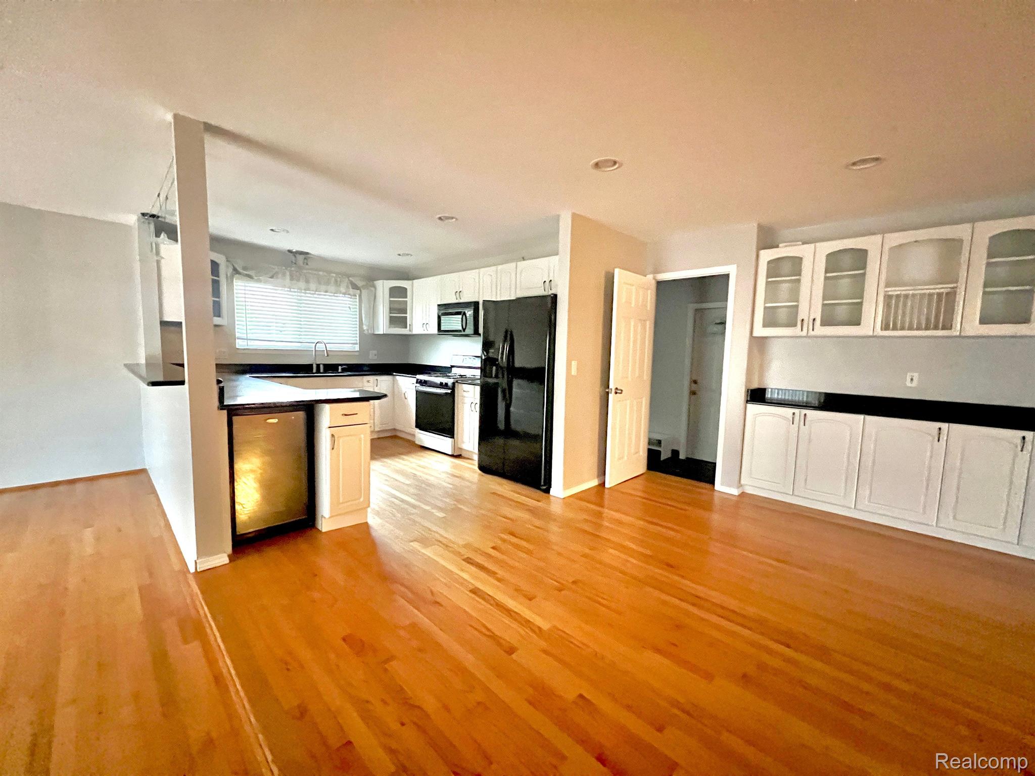 2090 Jeffrey Drive