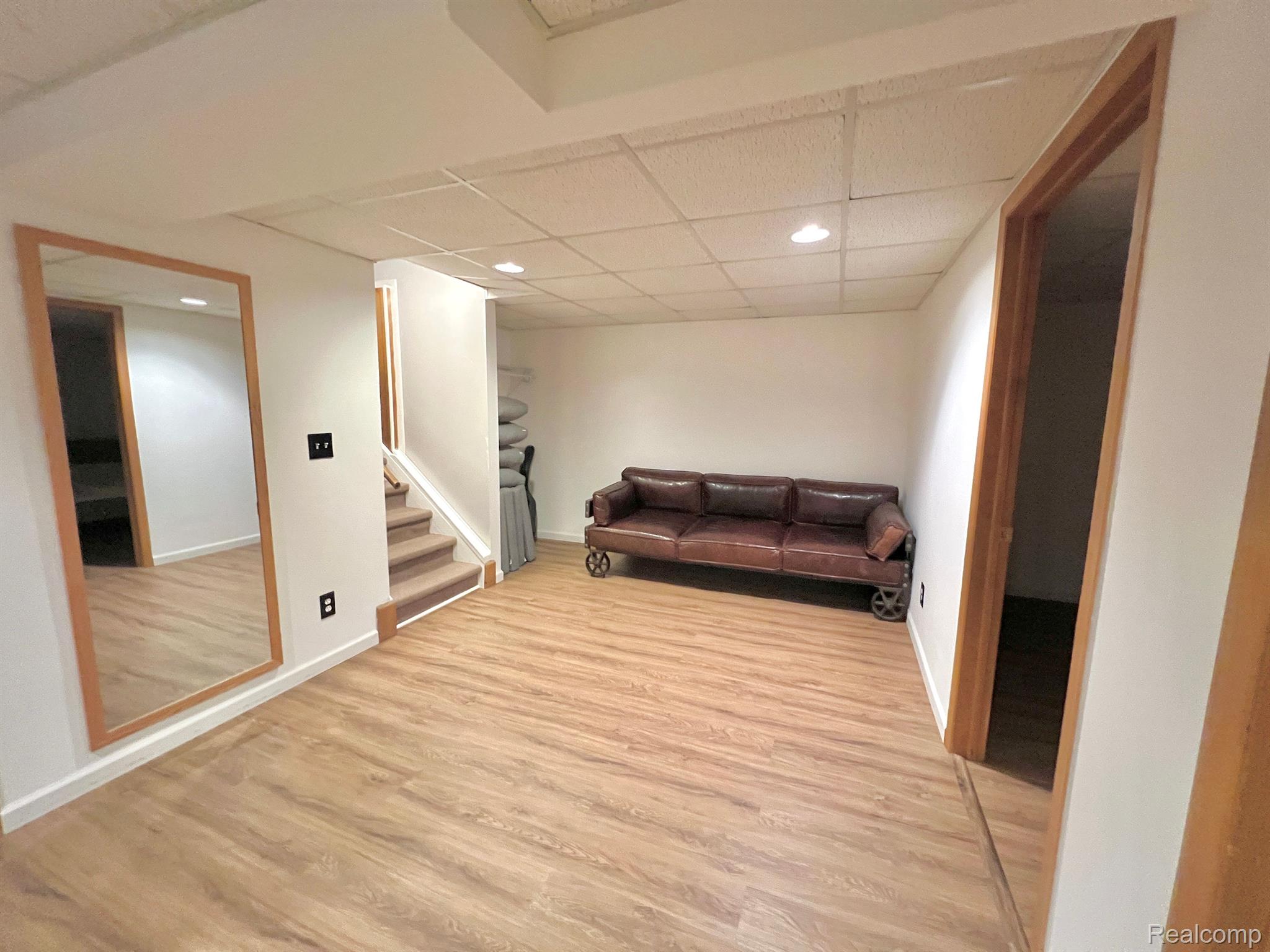 2090 Jeffrey Drive