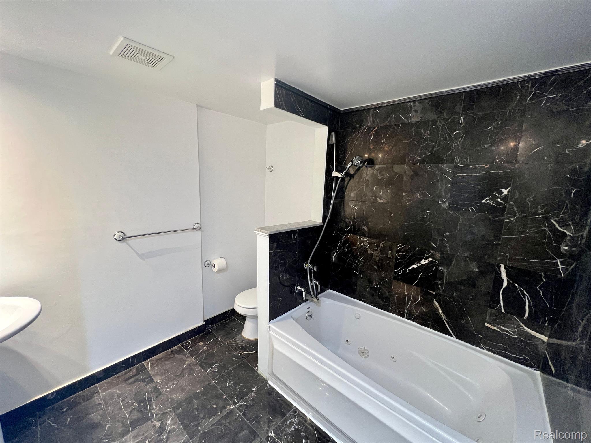 2090 Jeffrey Drive