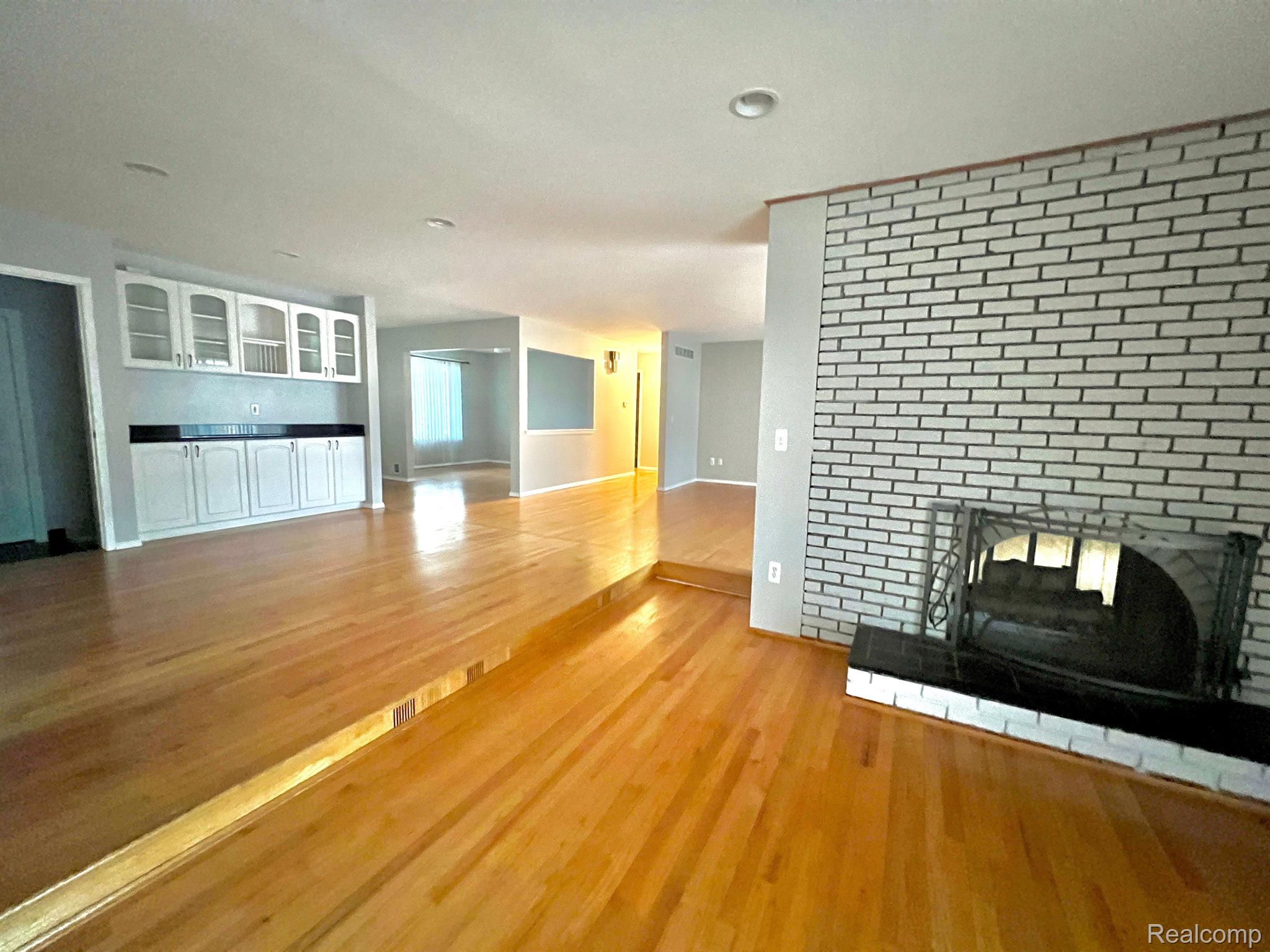 2090 Jeffrey Drive