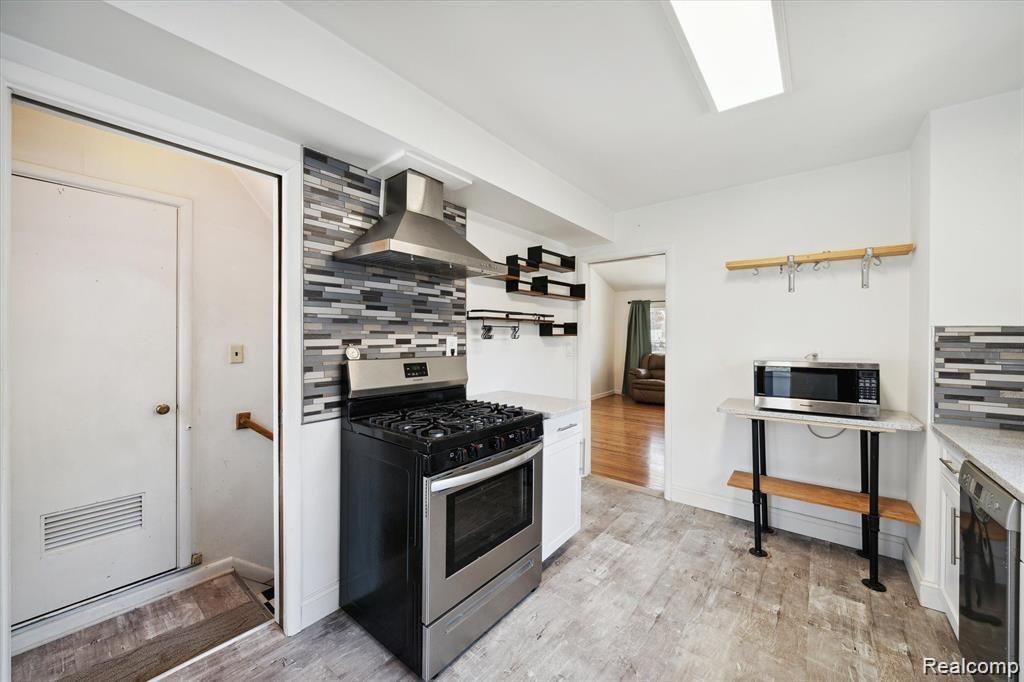 3032 Trafford Road
