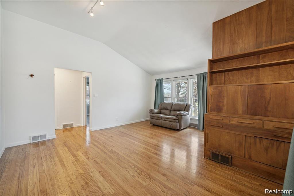 3032 Trafford Road