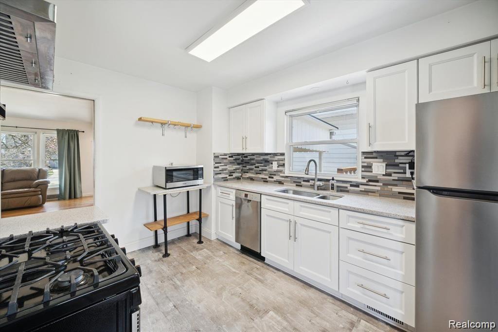 3032 Trafford Road