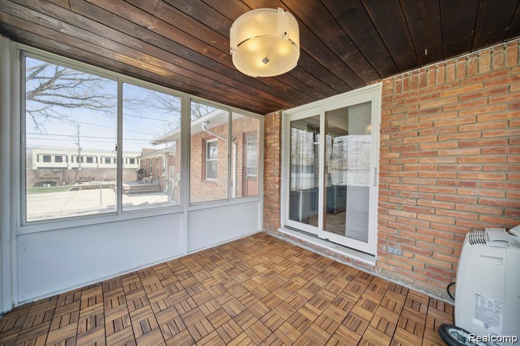 3032 Trafford Road