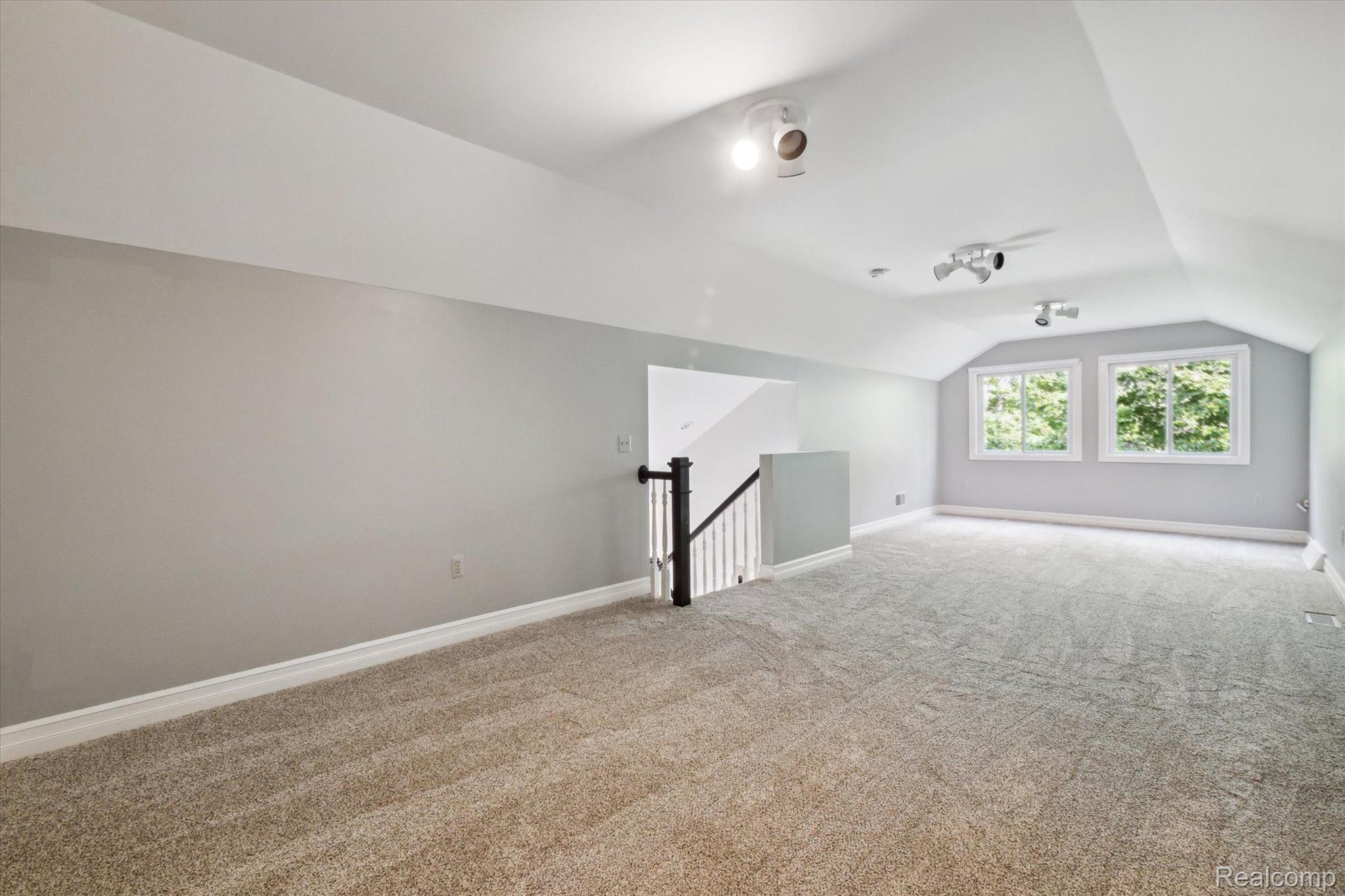 728 Detroit Avenue