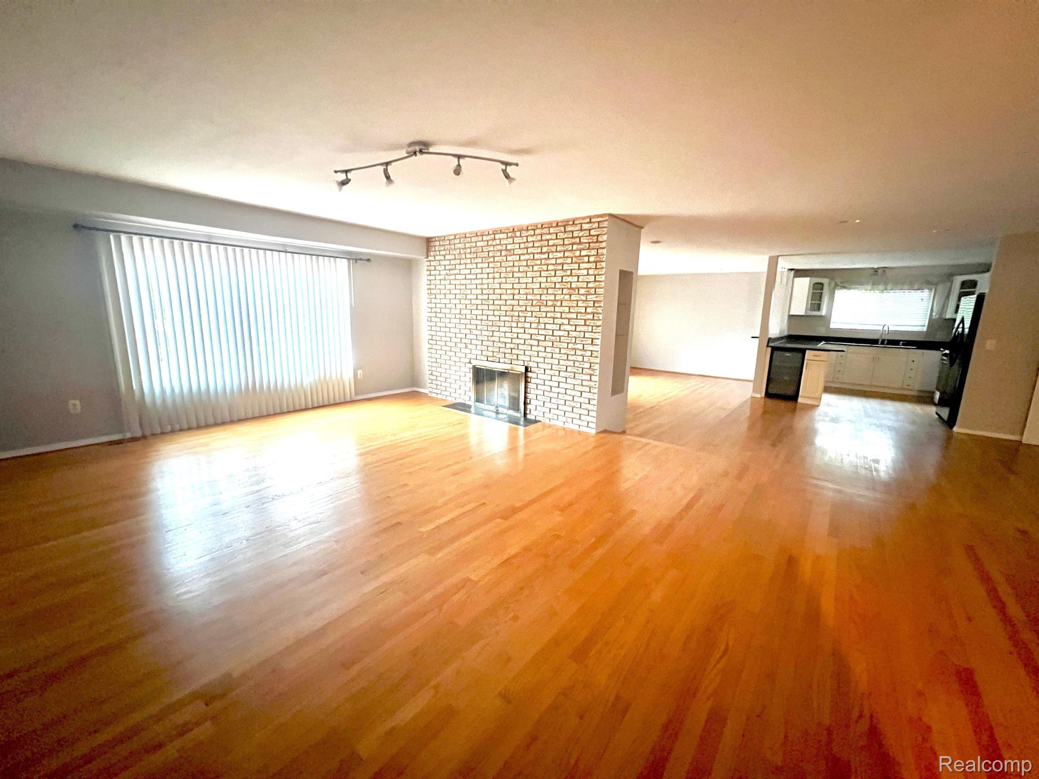2090 Jeffrey Drive