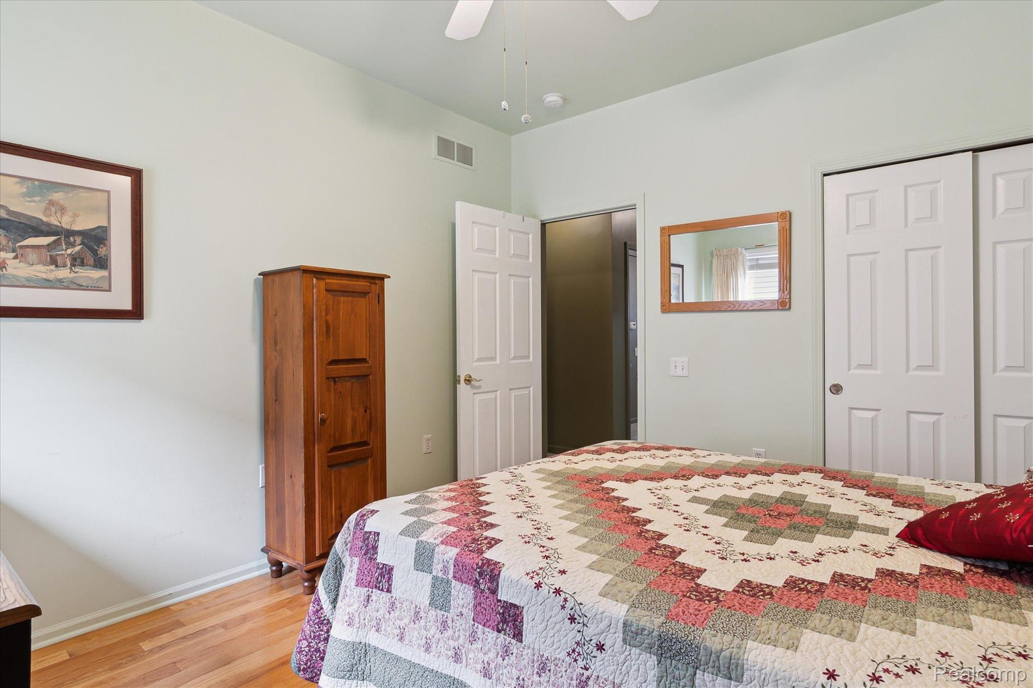 3818 Hillsdale Drive