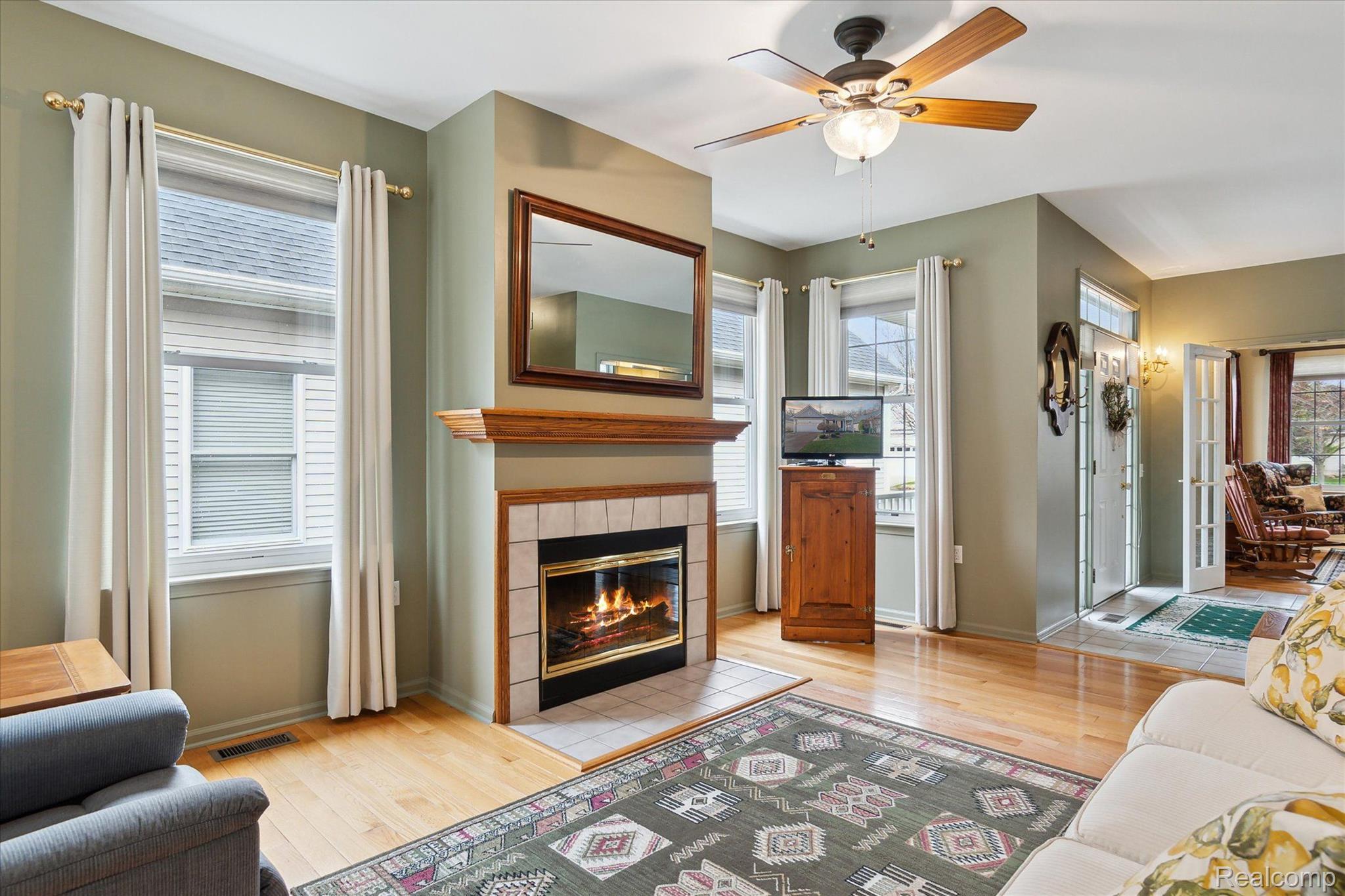 3818 Hillsdale Drive