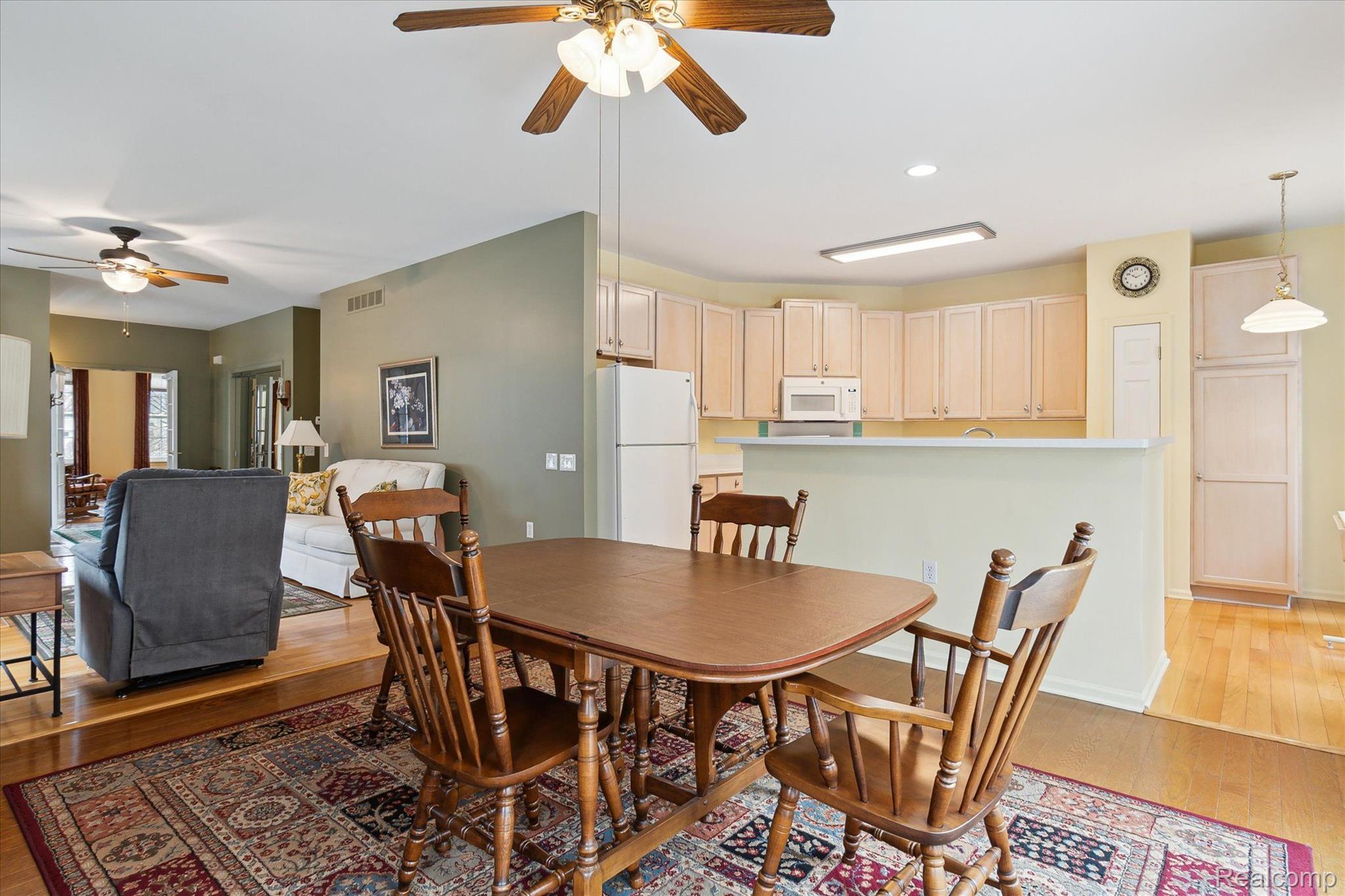 3818 Hillsdale Drive