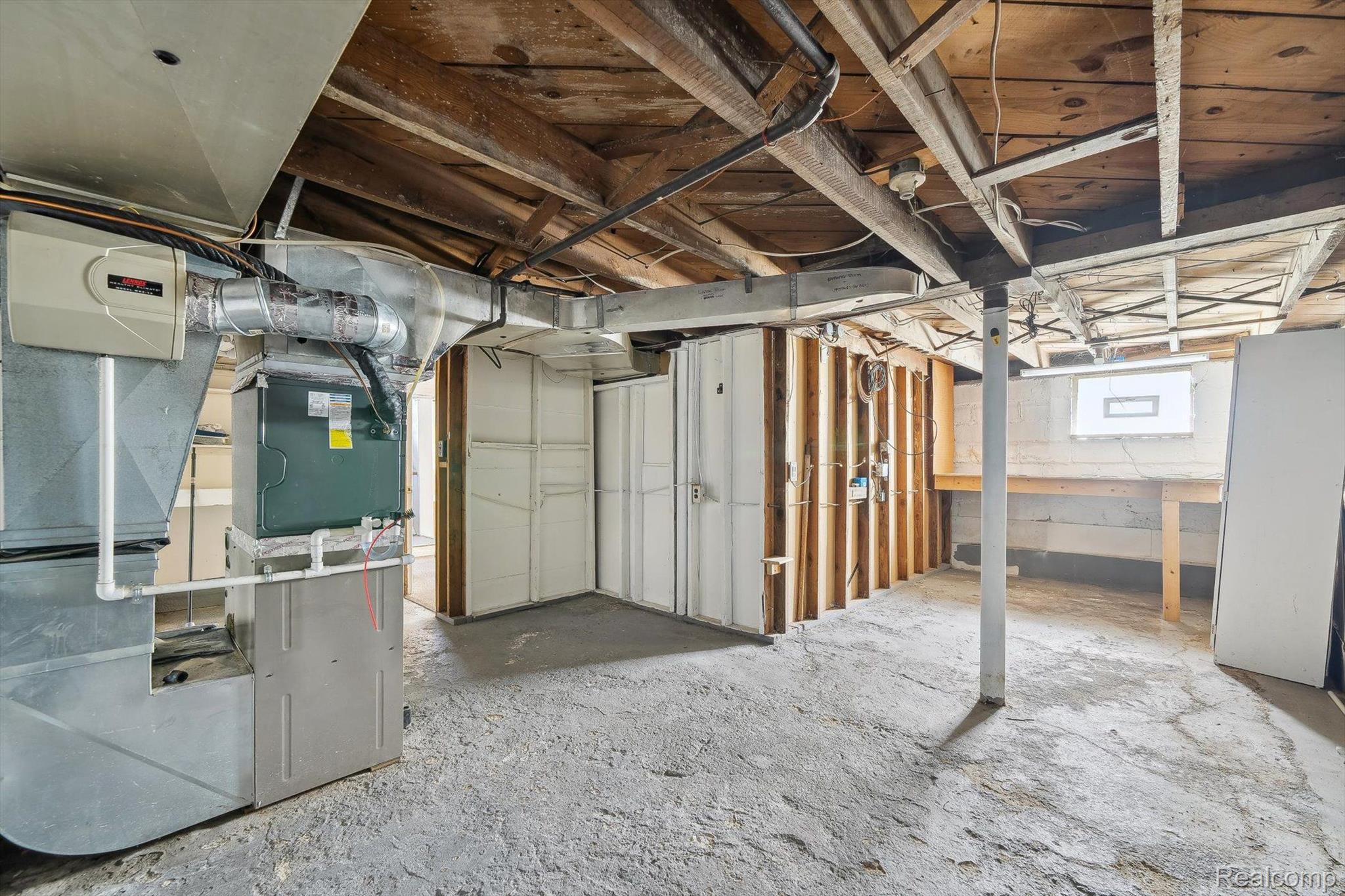 601 S Kenwood Avenue