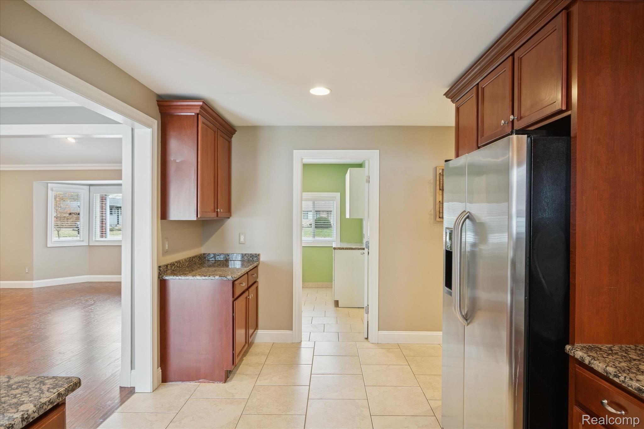 45567 Gable Inn Street