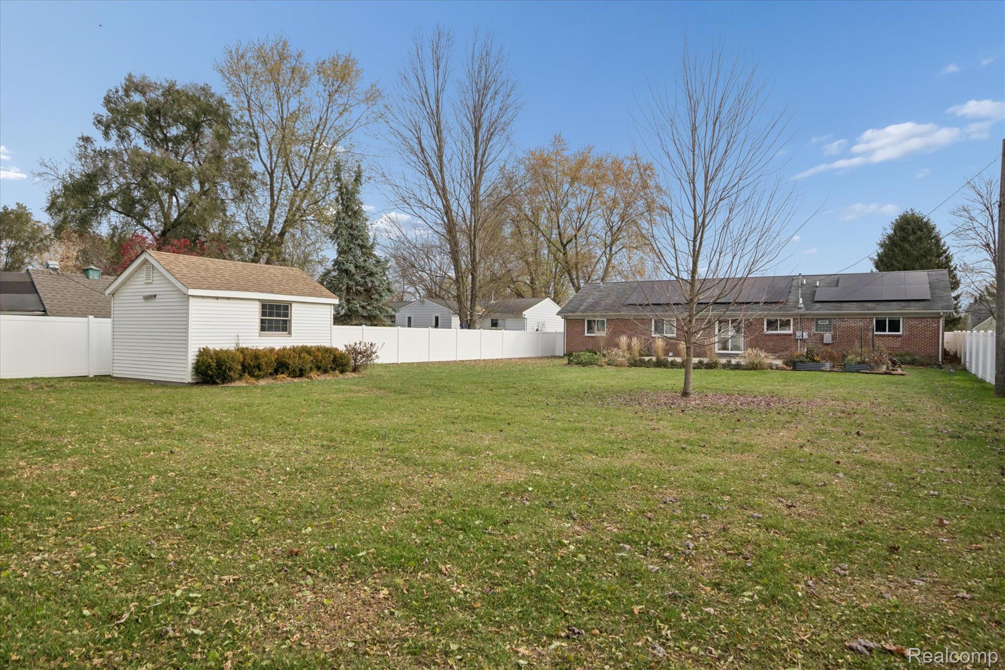 45567 Gable Inn Street