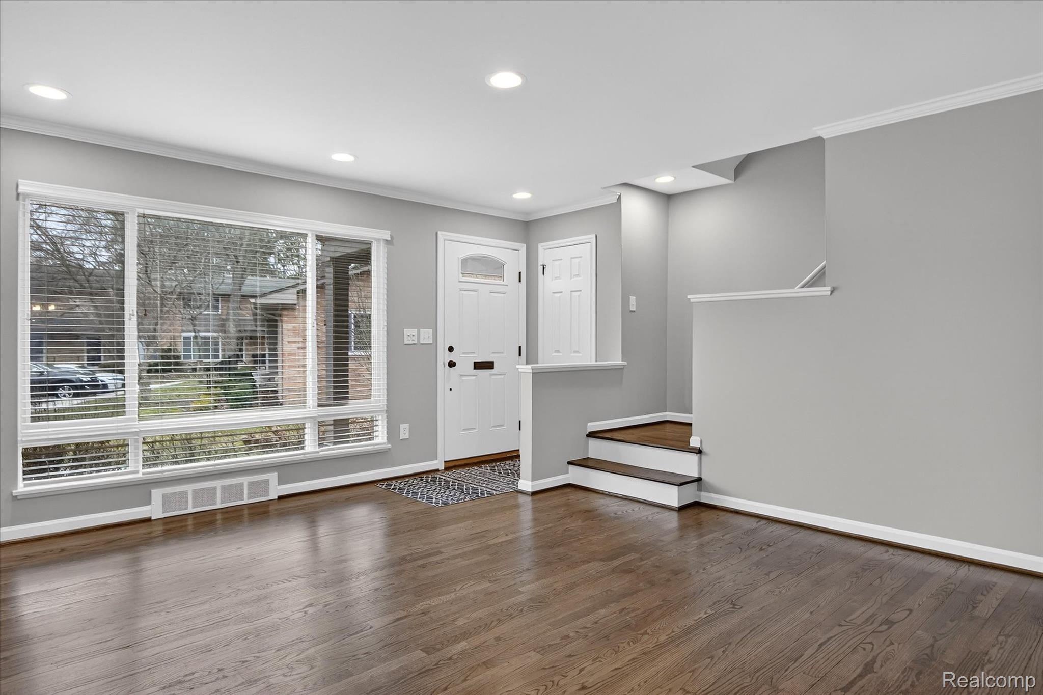 1043 N Old Woodward Avenue 2