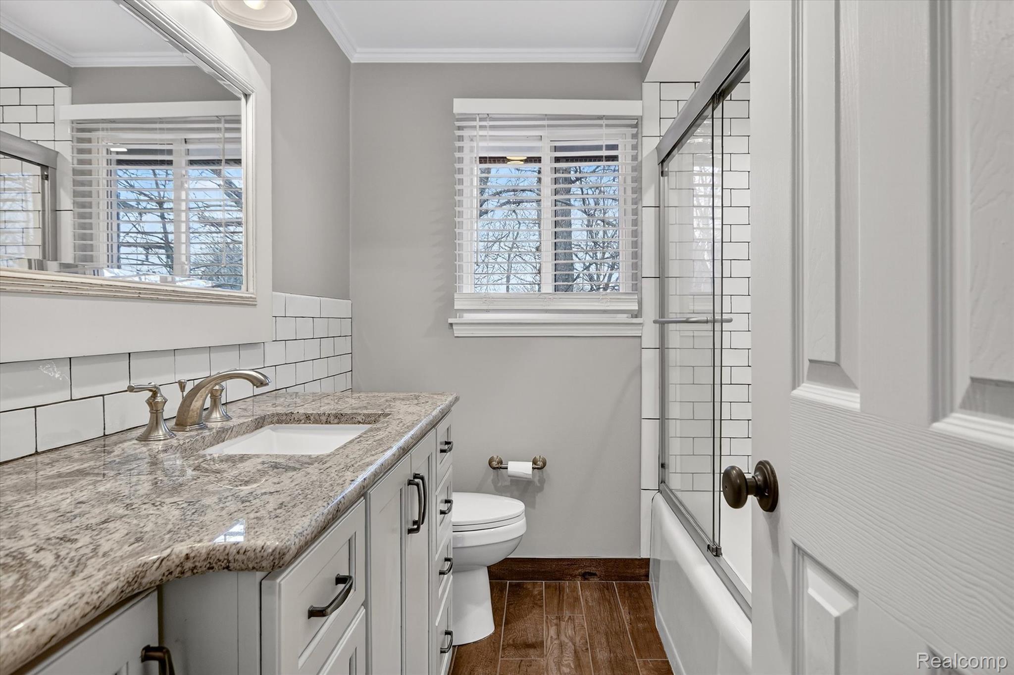 1043 N Old Woodward Avenue 2