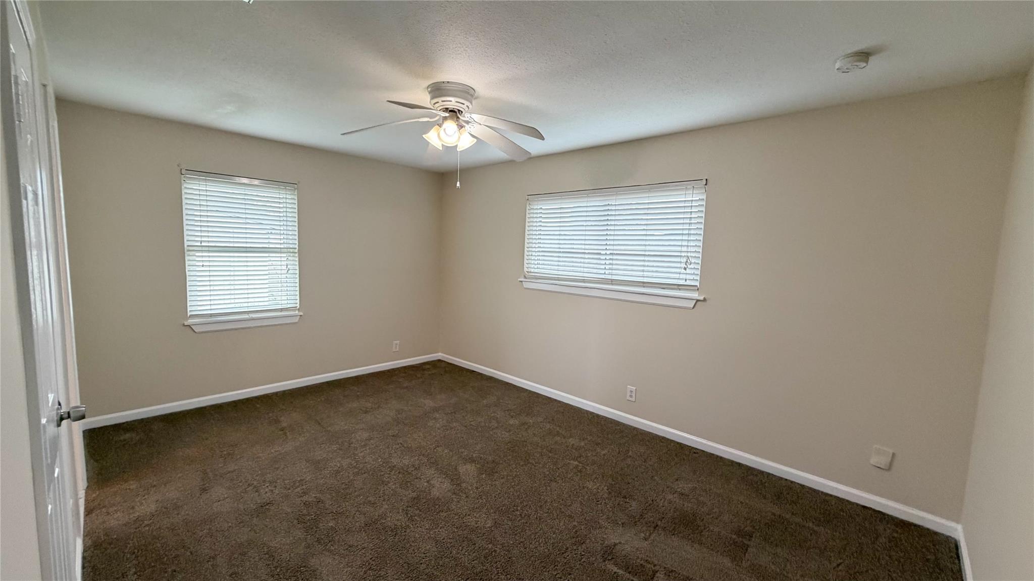 1808 Dolphin Drive
