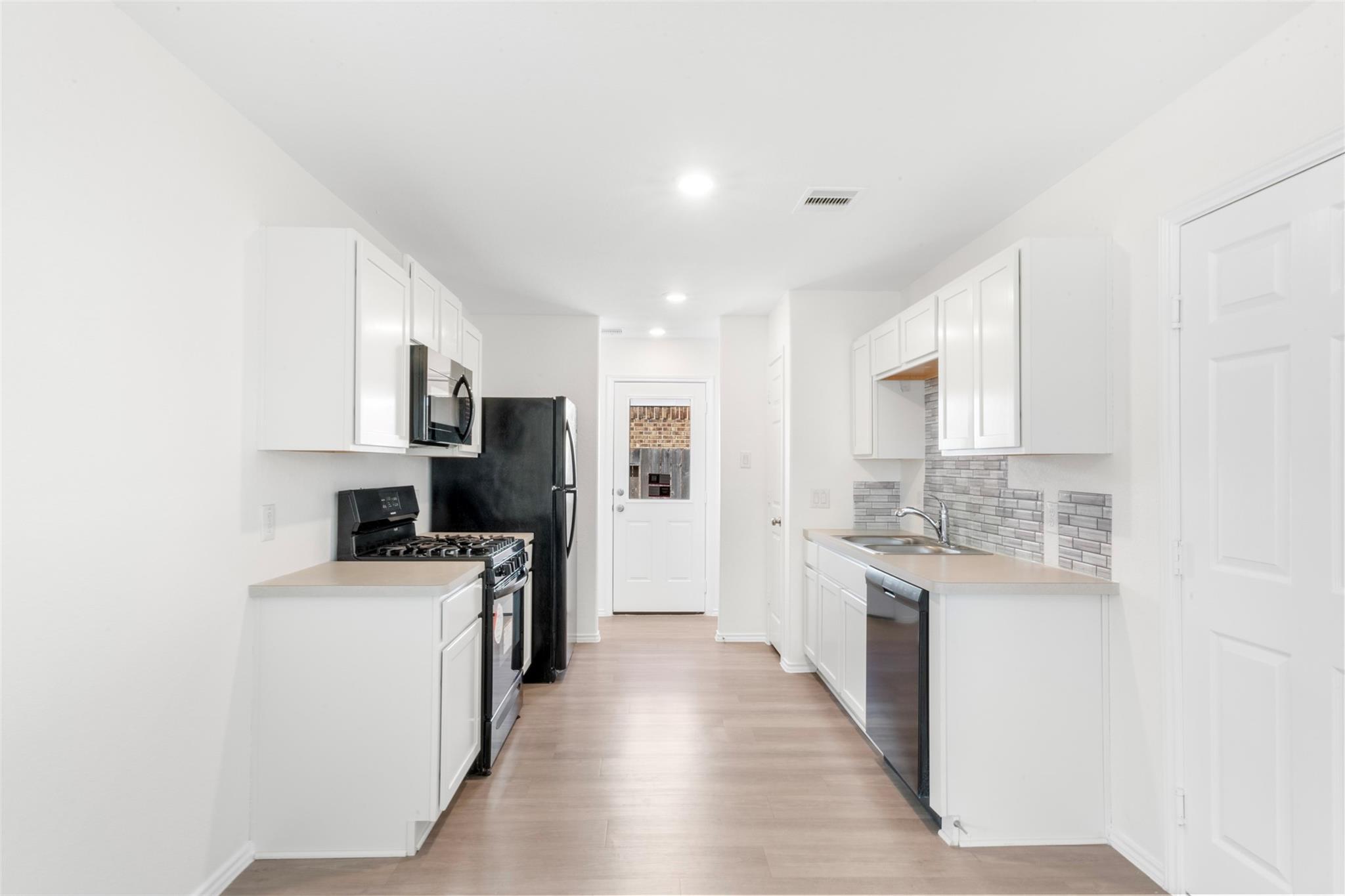 14518 Broadbury Pond Road