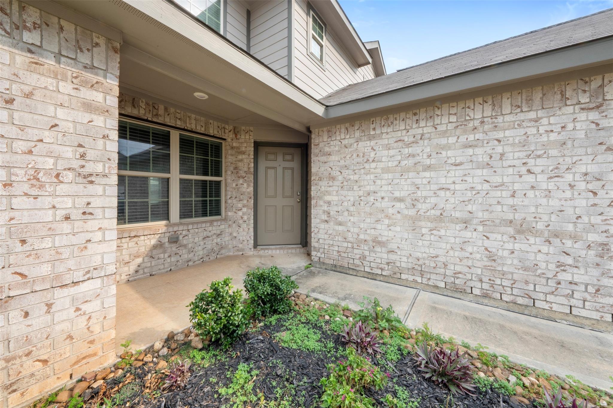 1047 Brighton Orchards Lane