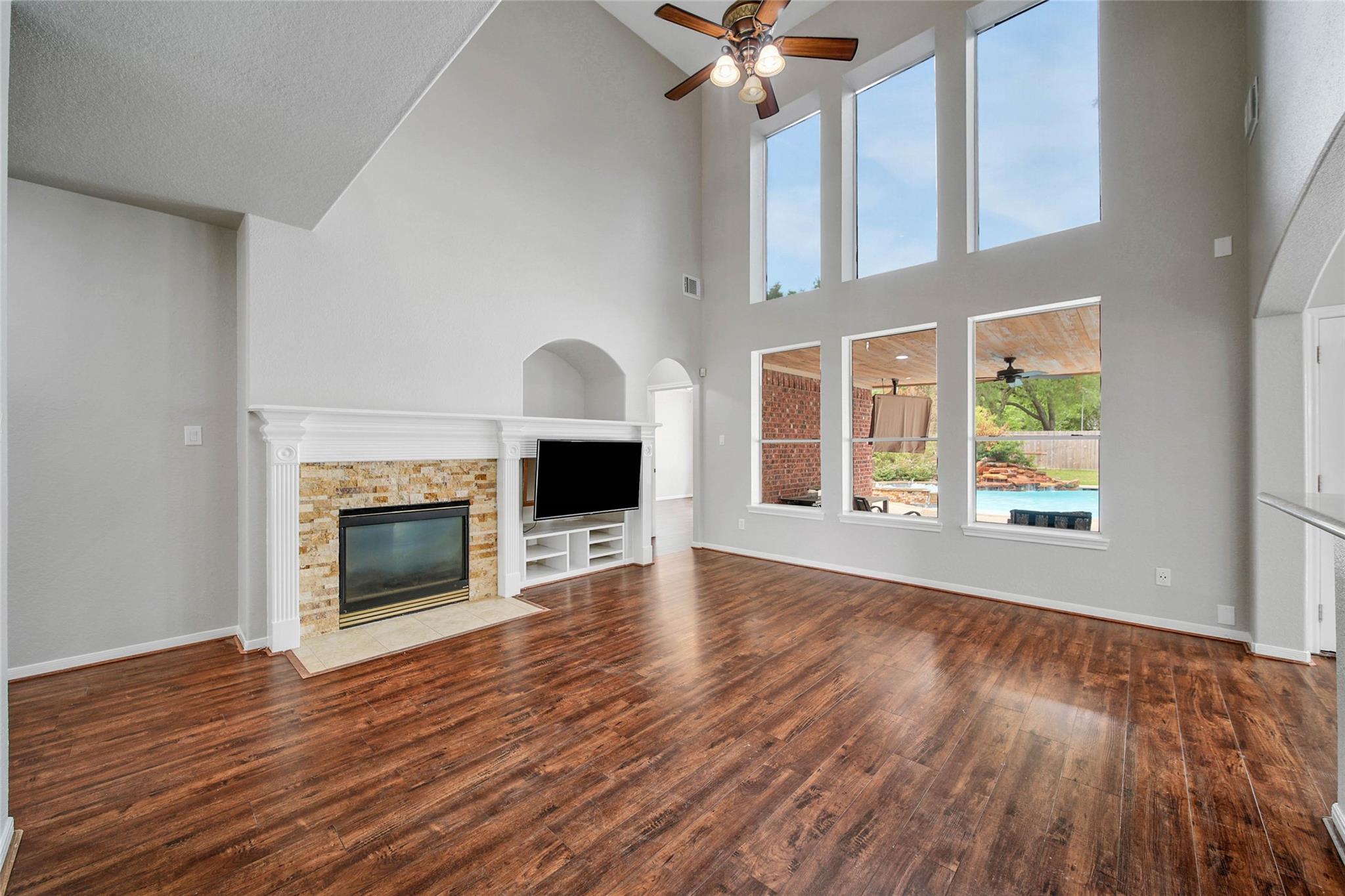 3 Murmuring Creek Place