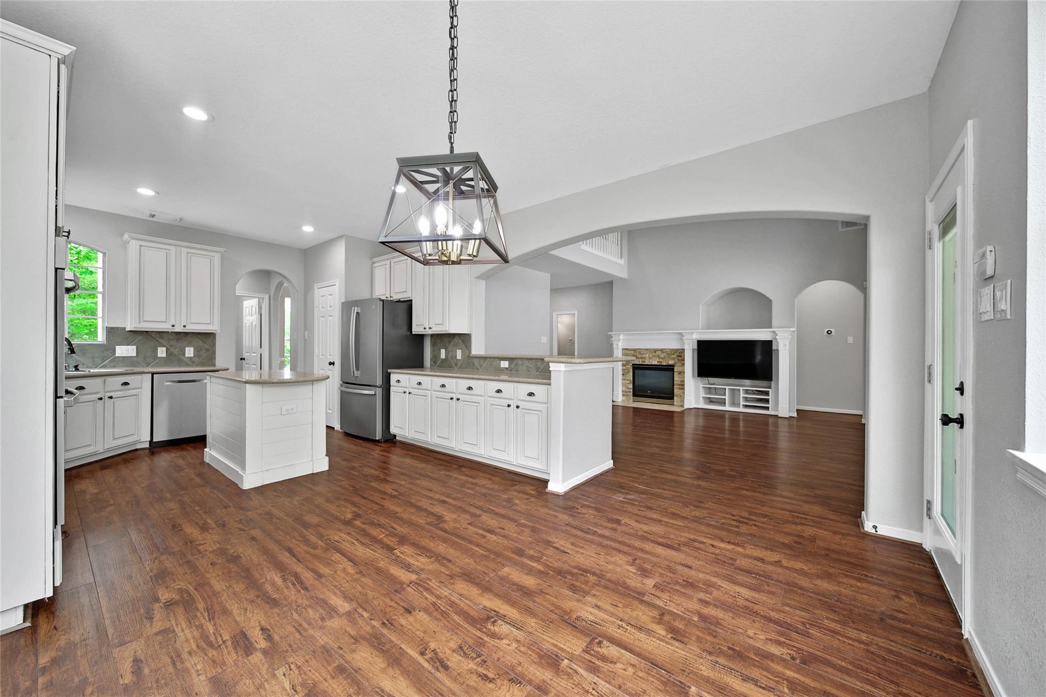 3 Murmuring Creek Place