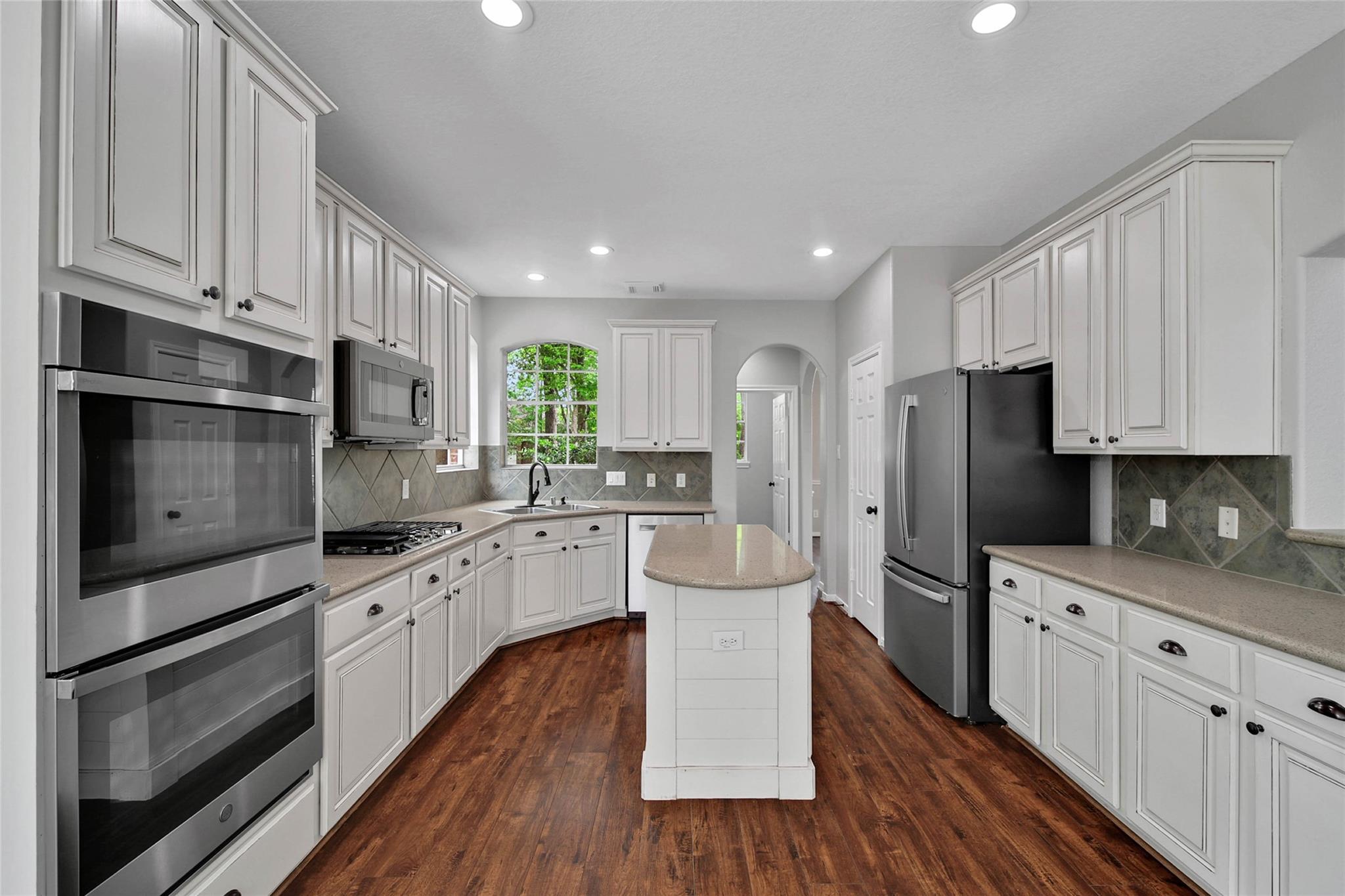 3 Murmuring Creek Place