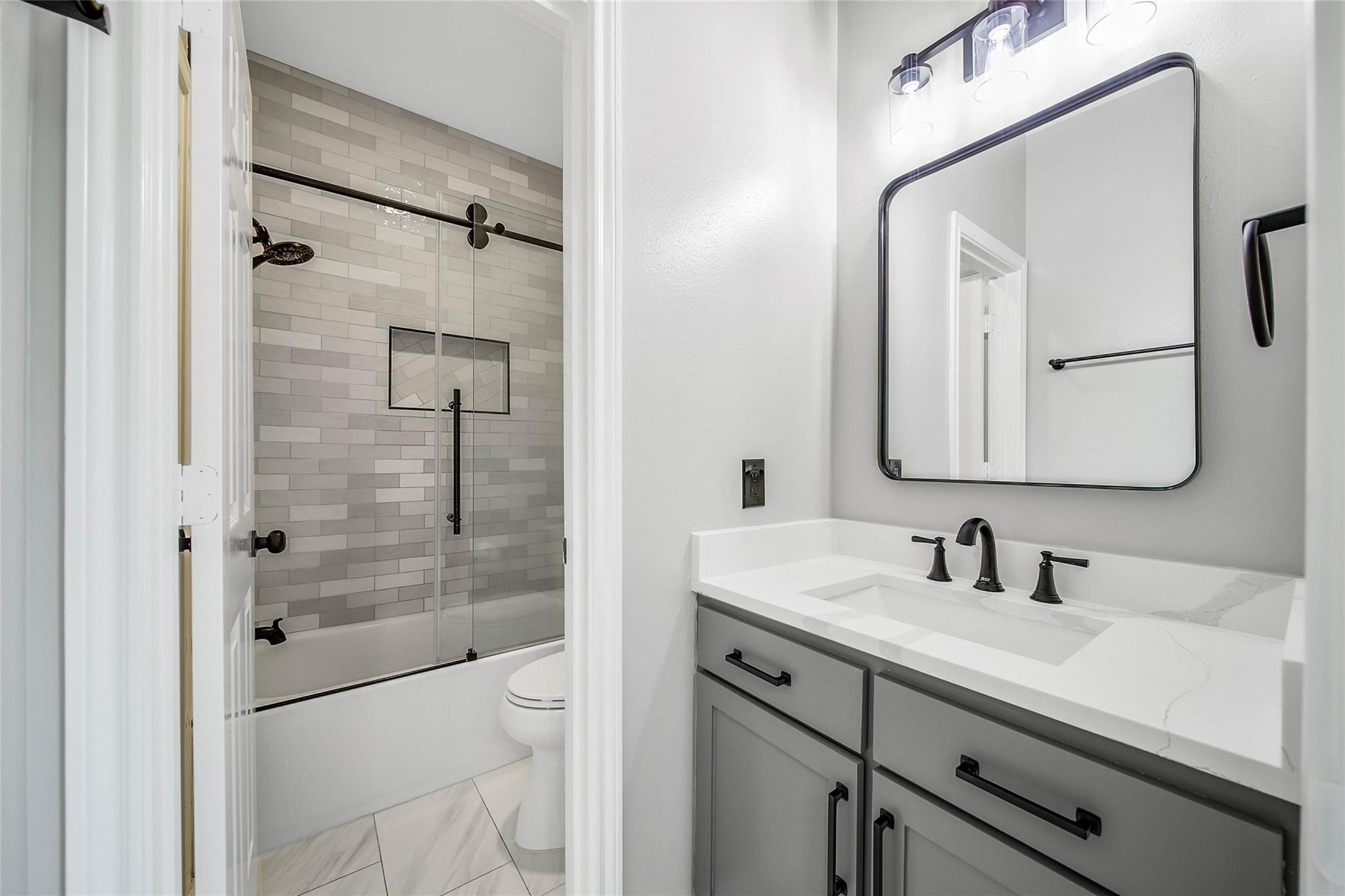 3 Murmuring Creek Place