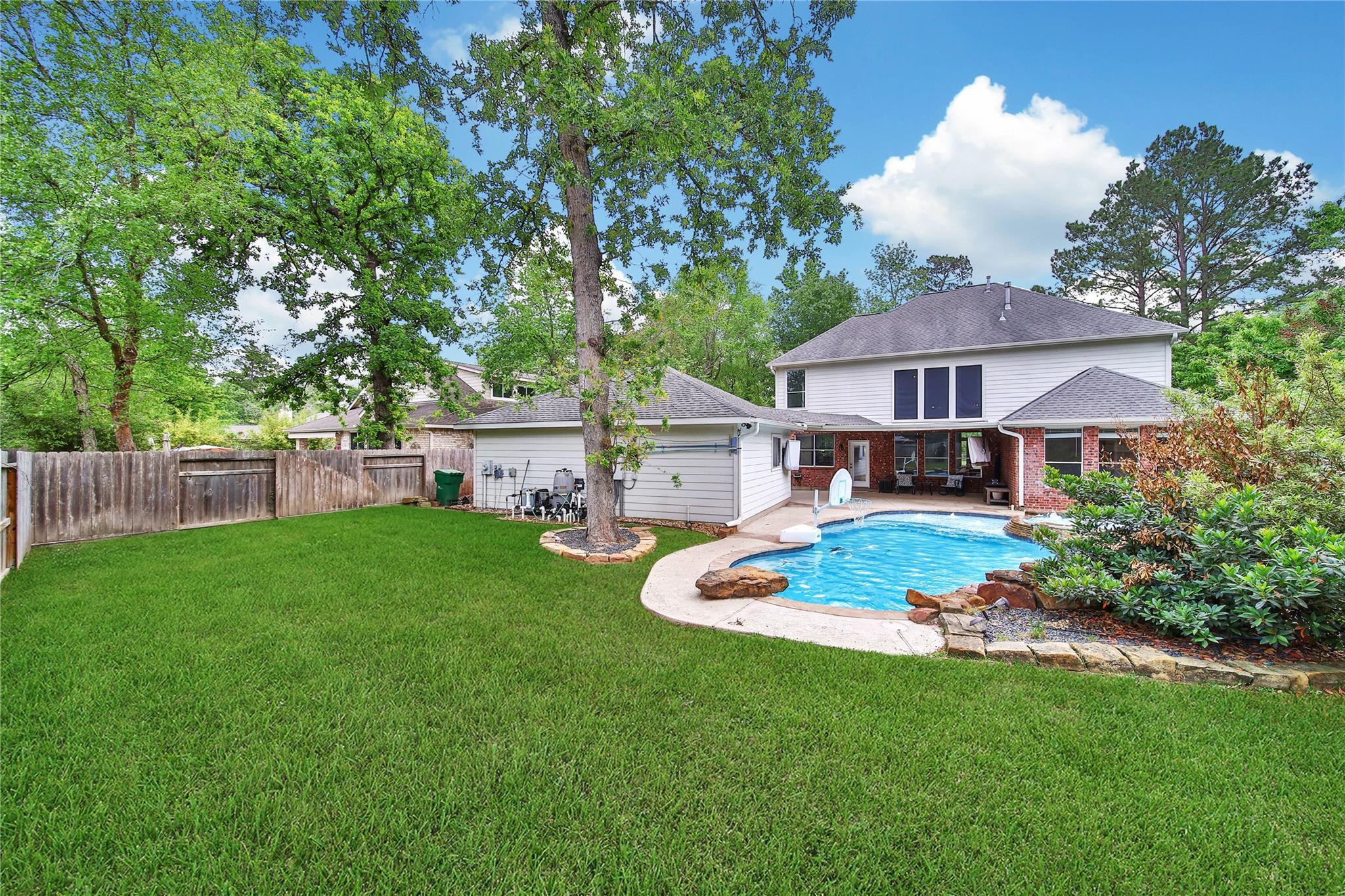 3 Murmuring Creek Place