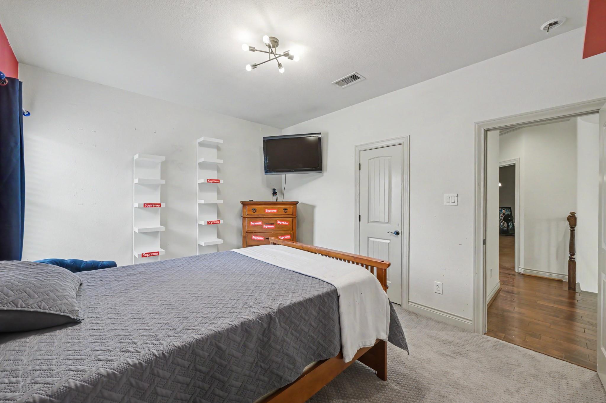 2807 Alan Lake Lane