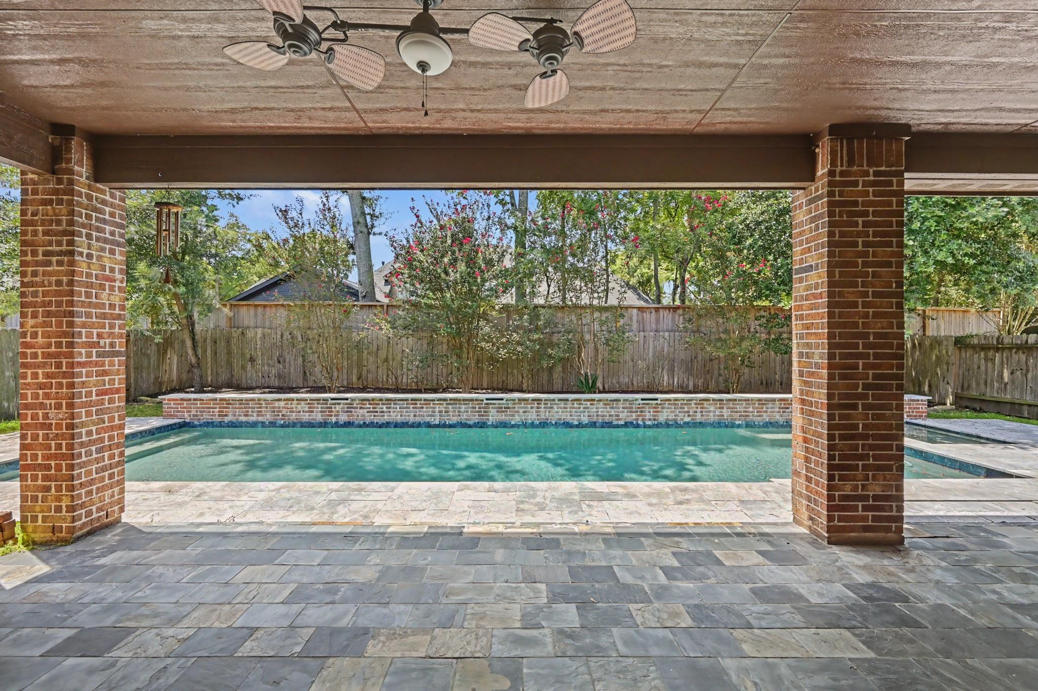 2807 Alan Lake Lane